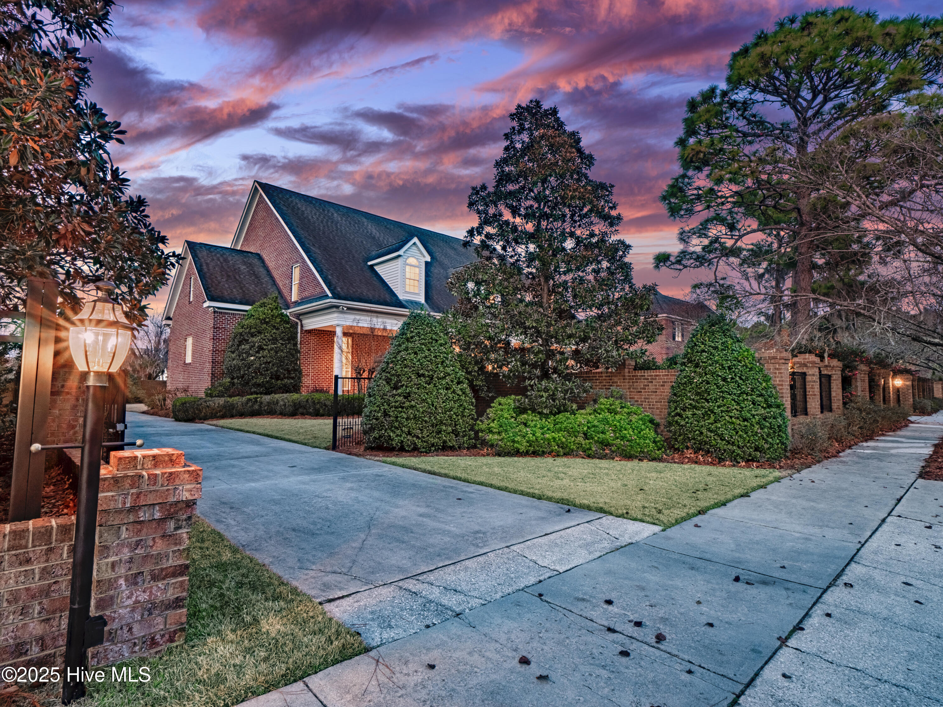 100559823 | Photo 44