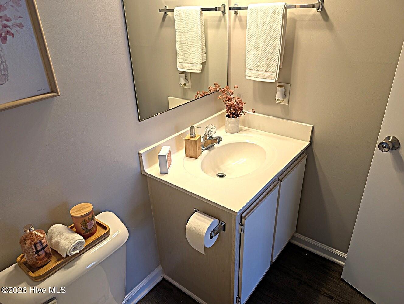 100553271 | Photo 12