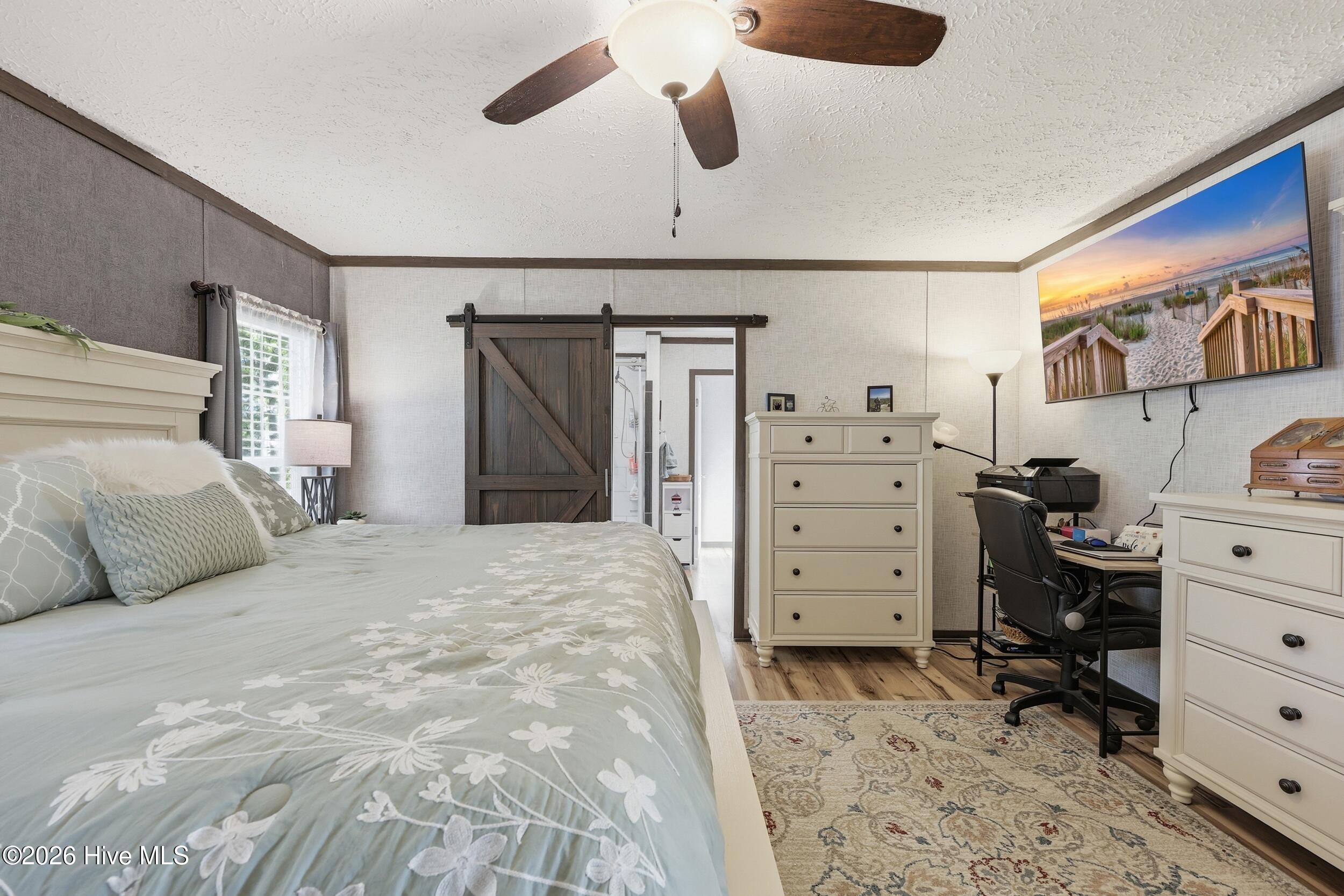 100567202 | Photo 26