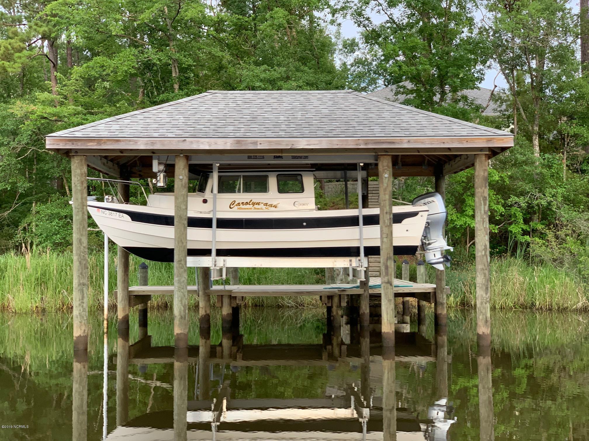 Last lot approved for a power boat dock! (dock similar to)