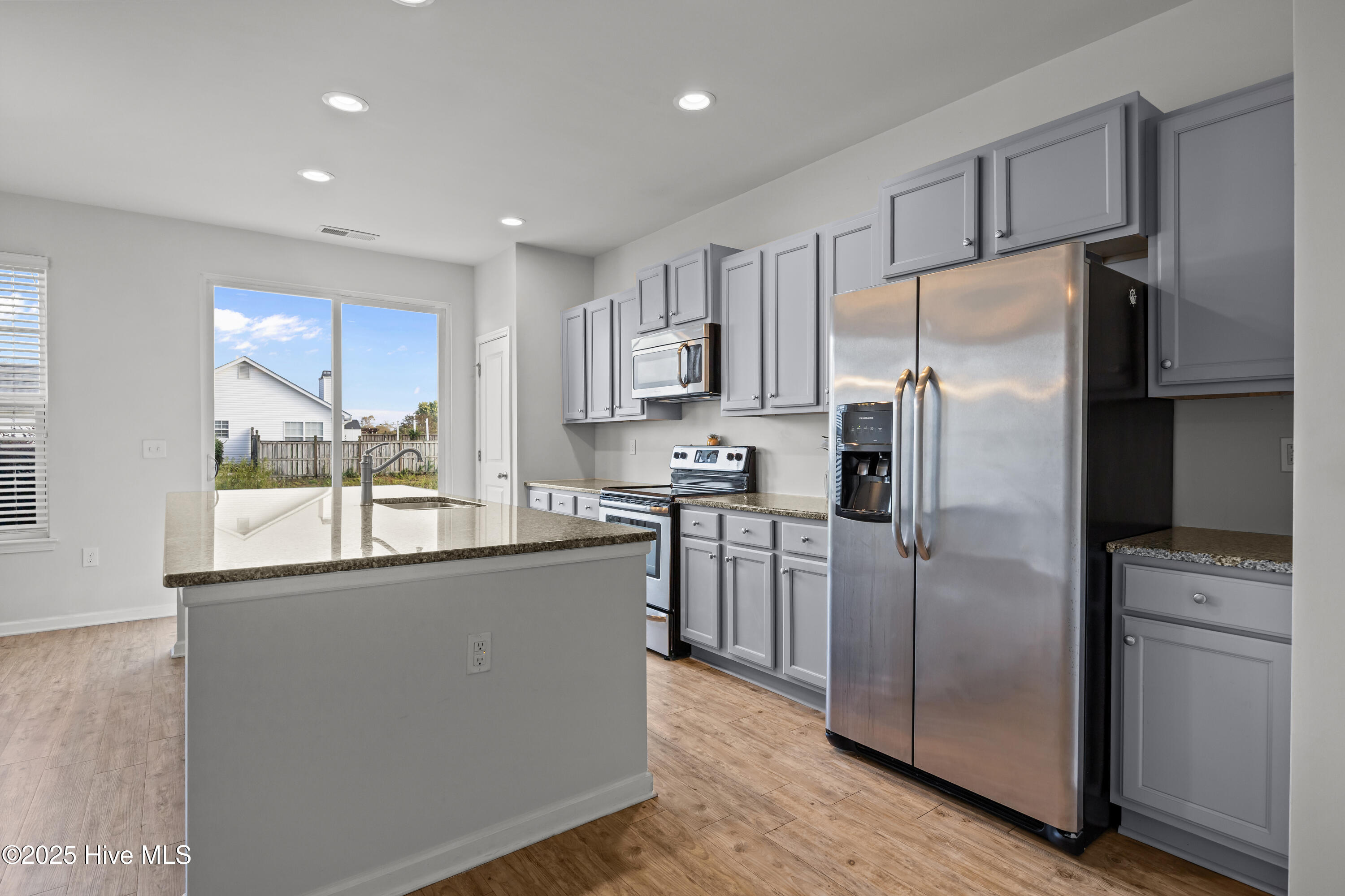 7308 Chipley Drive, Wilmington, NC 28411 – photo 6: 25-print-IMG_9585