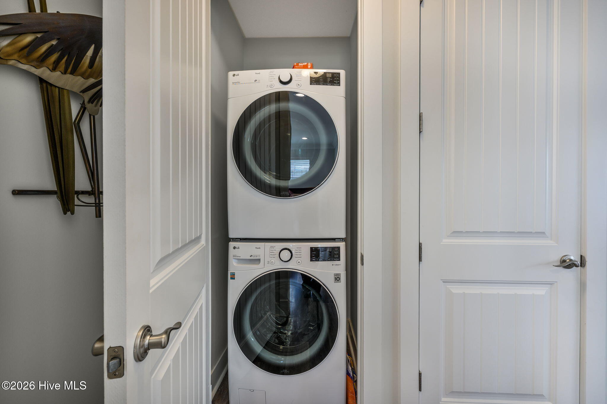 100546561 | Photo 11