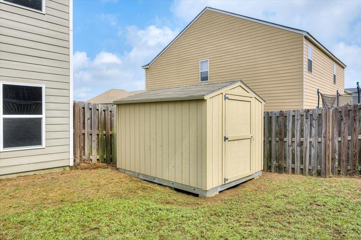 5026 Vine Lane