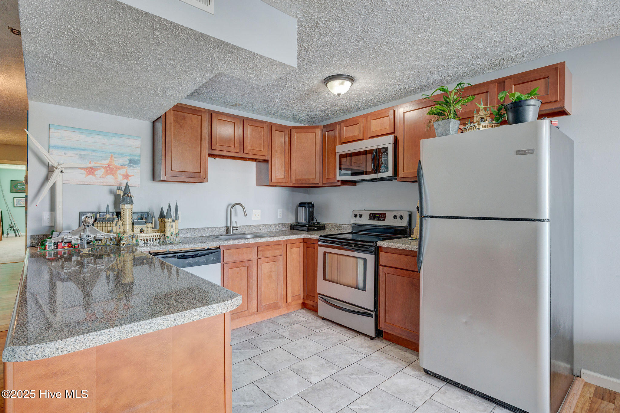 501 Canal Drive Apt A, Carolina Beach, NC 28428 – photo 14: 501CanalDriveUnitA-18