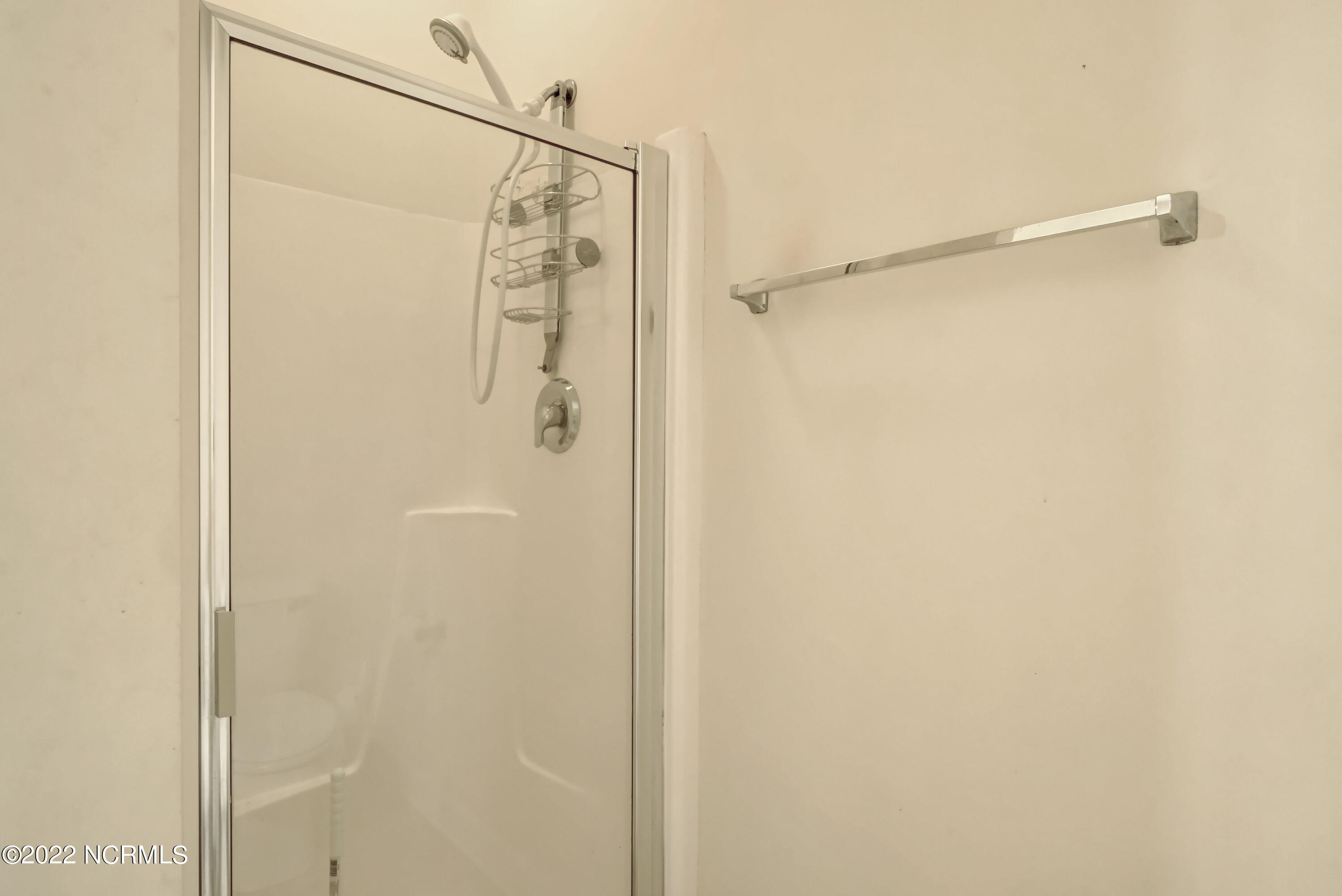 100550235 | Photo 27