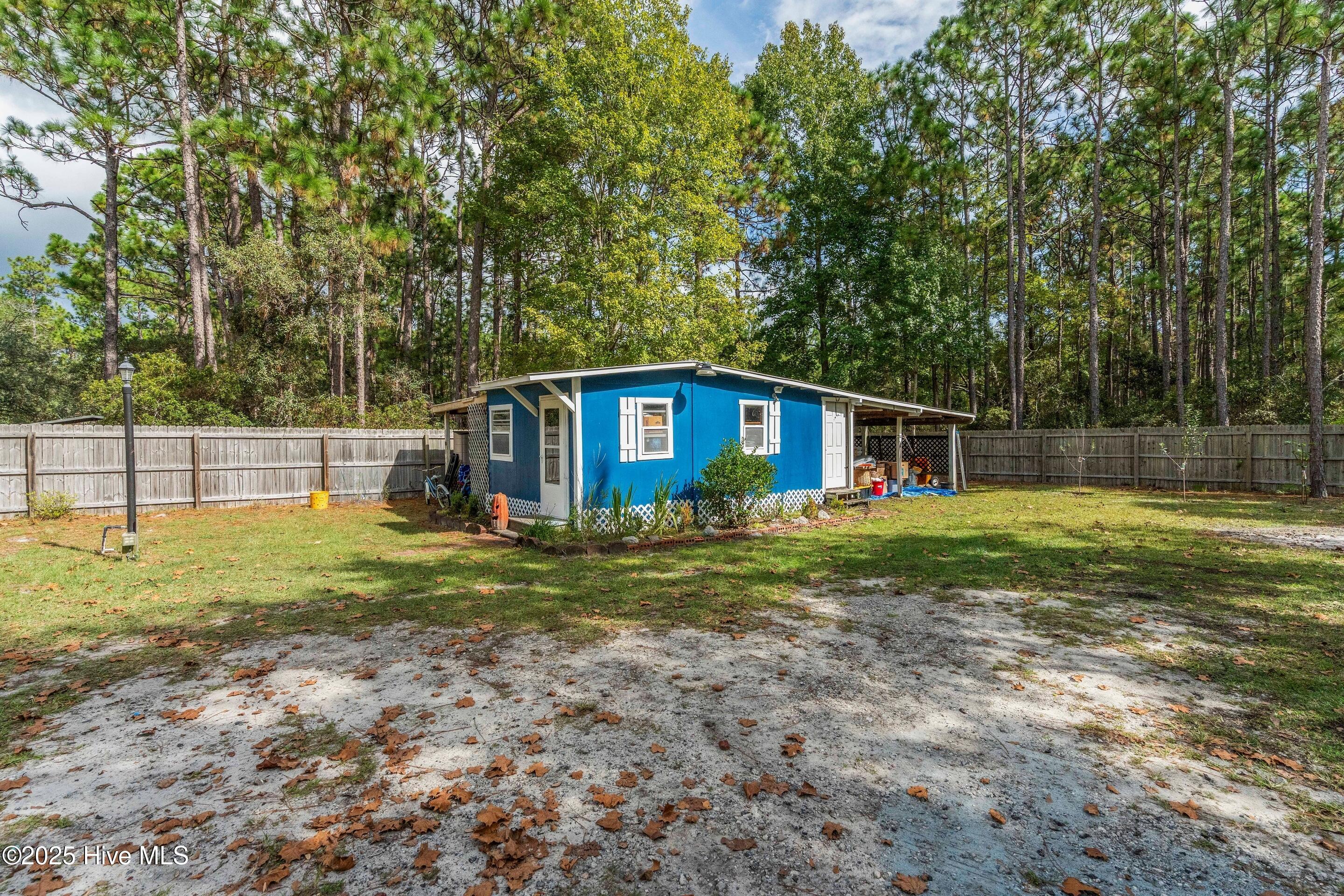 100535667 | Photo 65