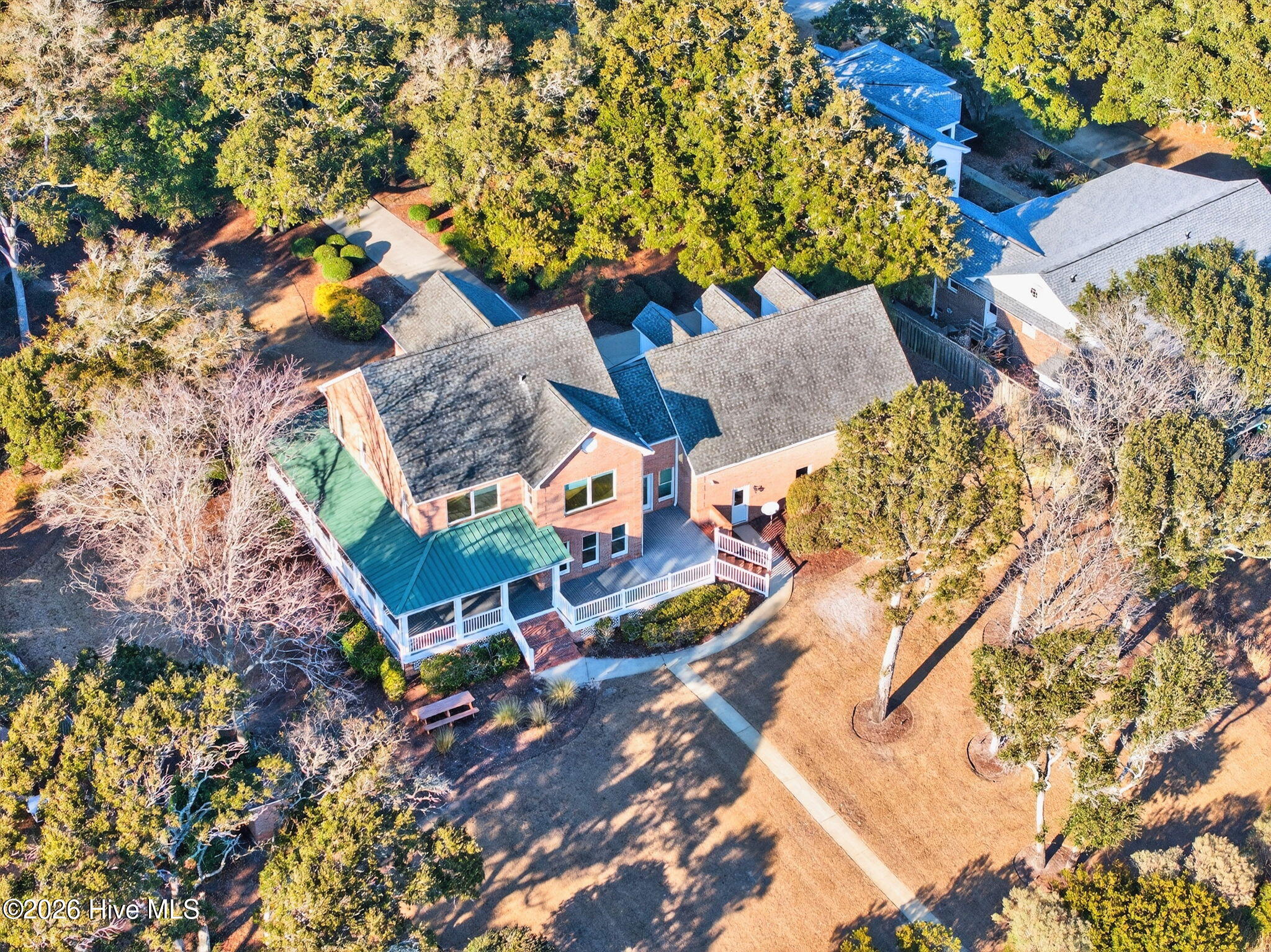 100555125 | Photo 50