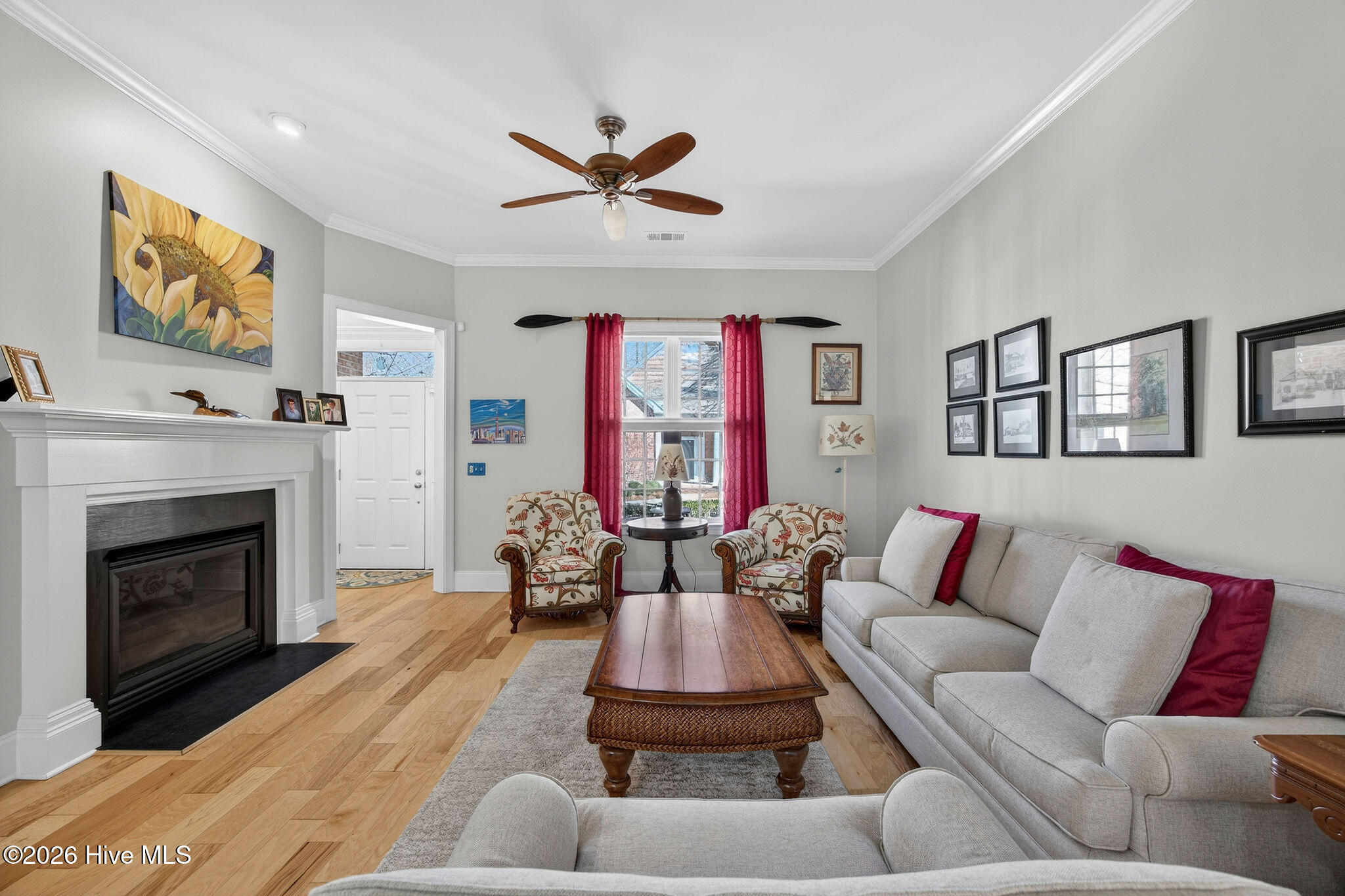 100554717 | Photo 13