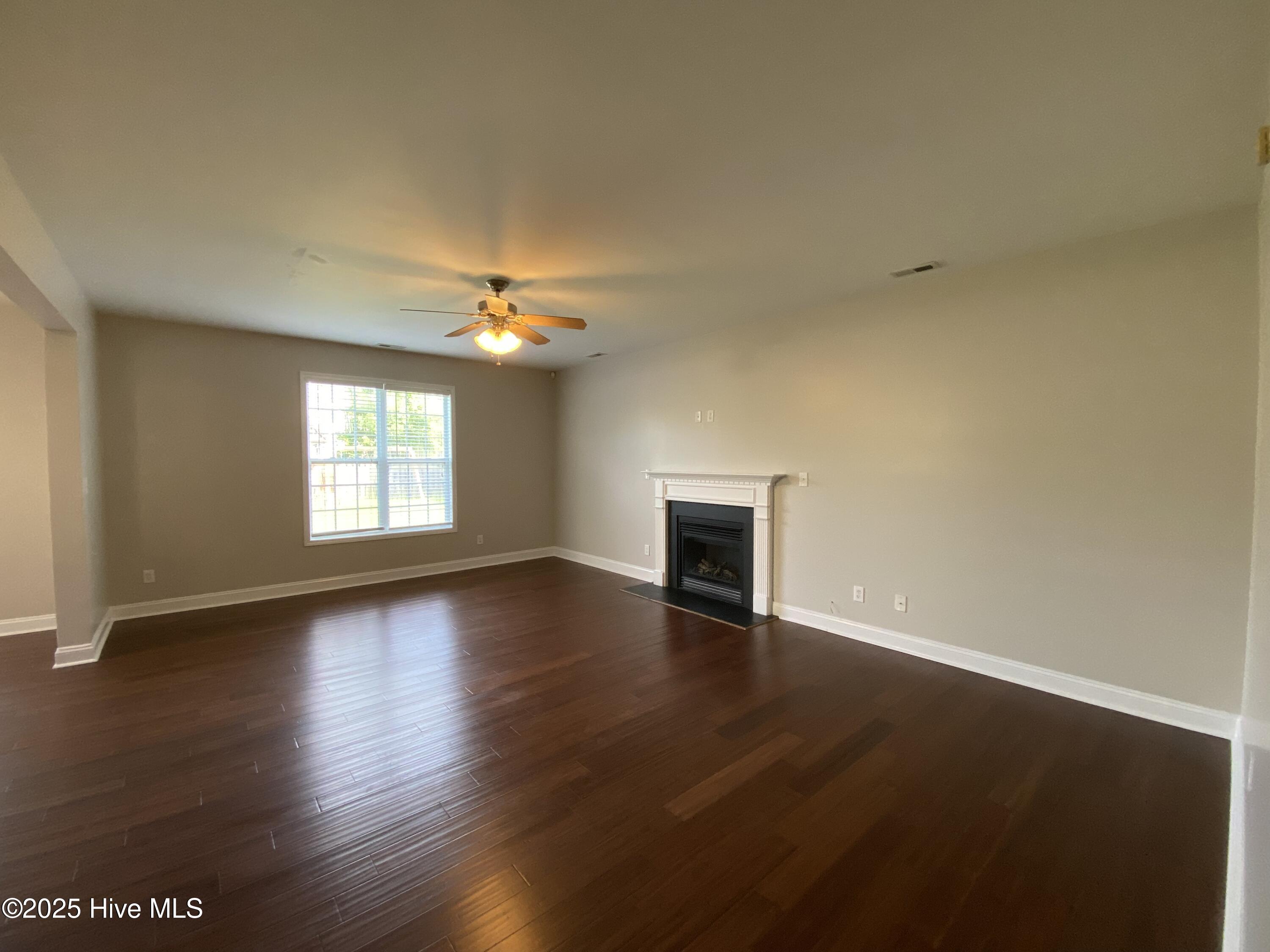 105 Moonstone Court, Jacksonville, NC, 28546