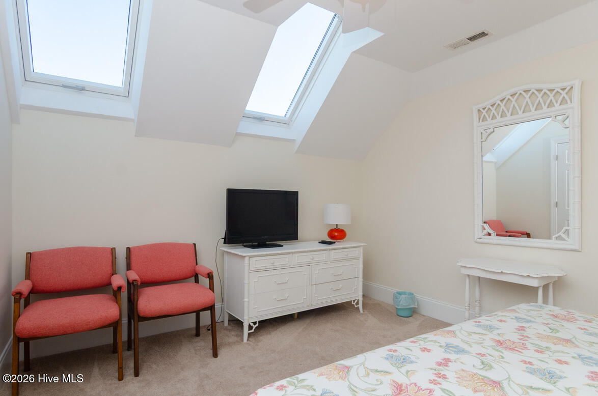 100550509 | Photo 50