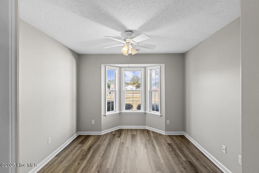 100546857 | Photo 20