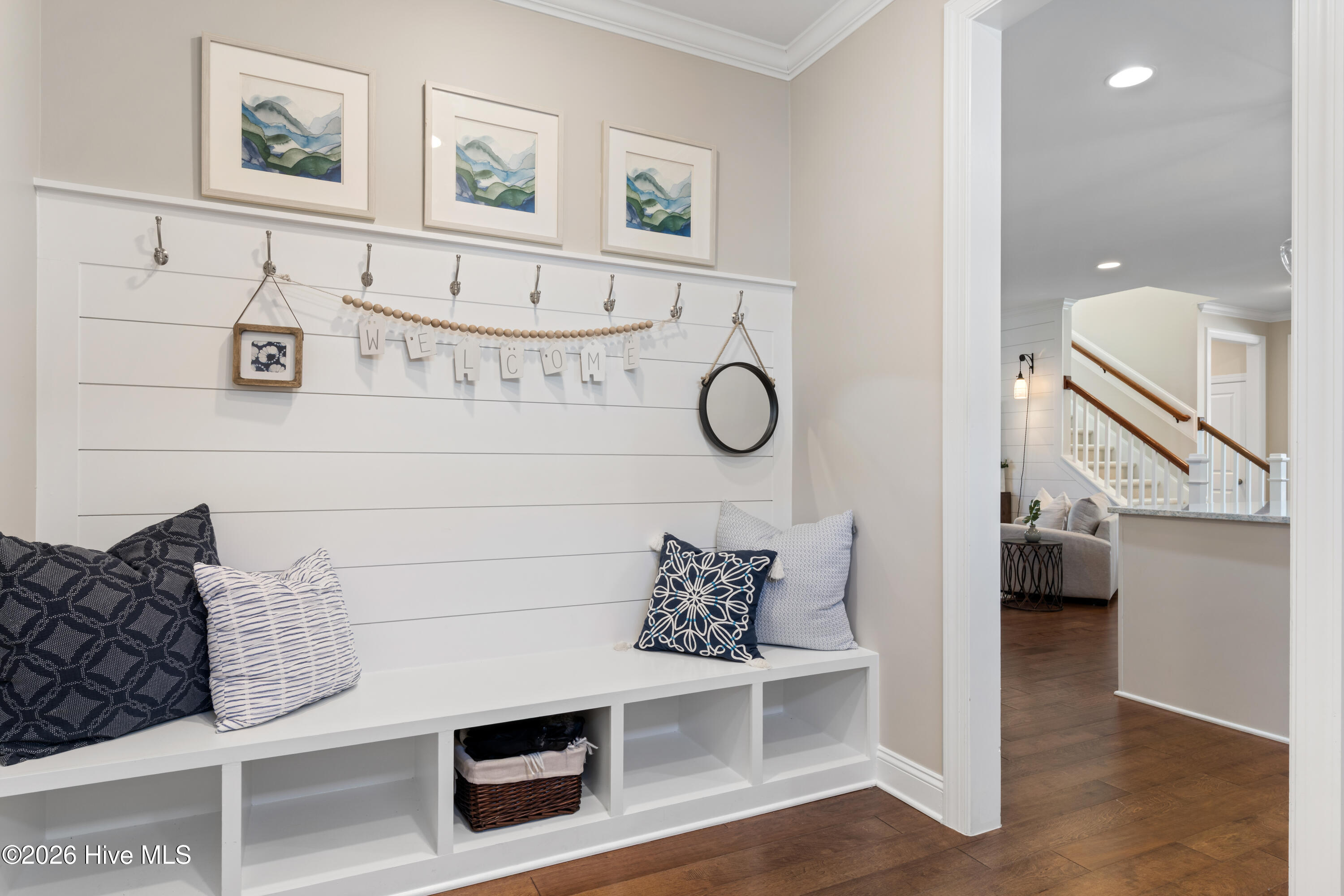 100561487 | Photo 17