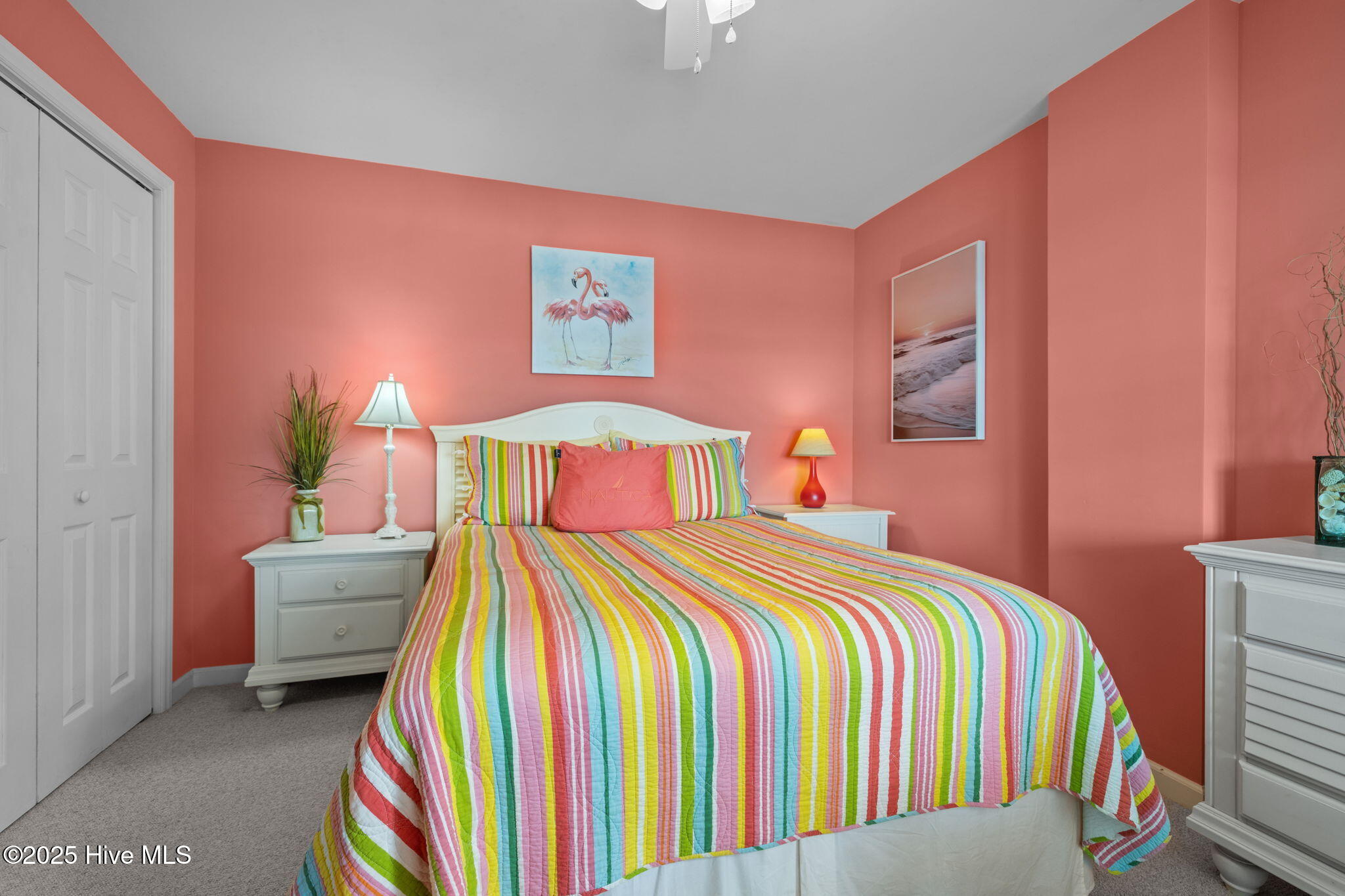 100542627 | Photo 45