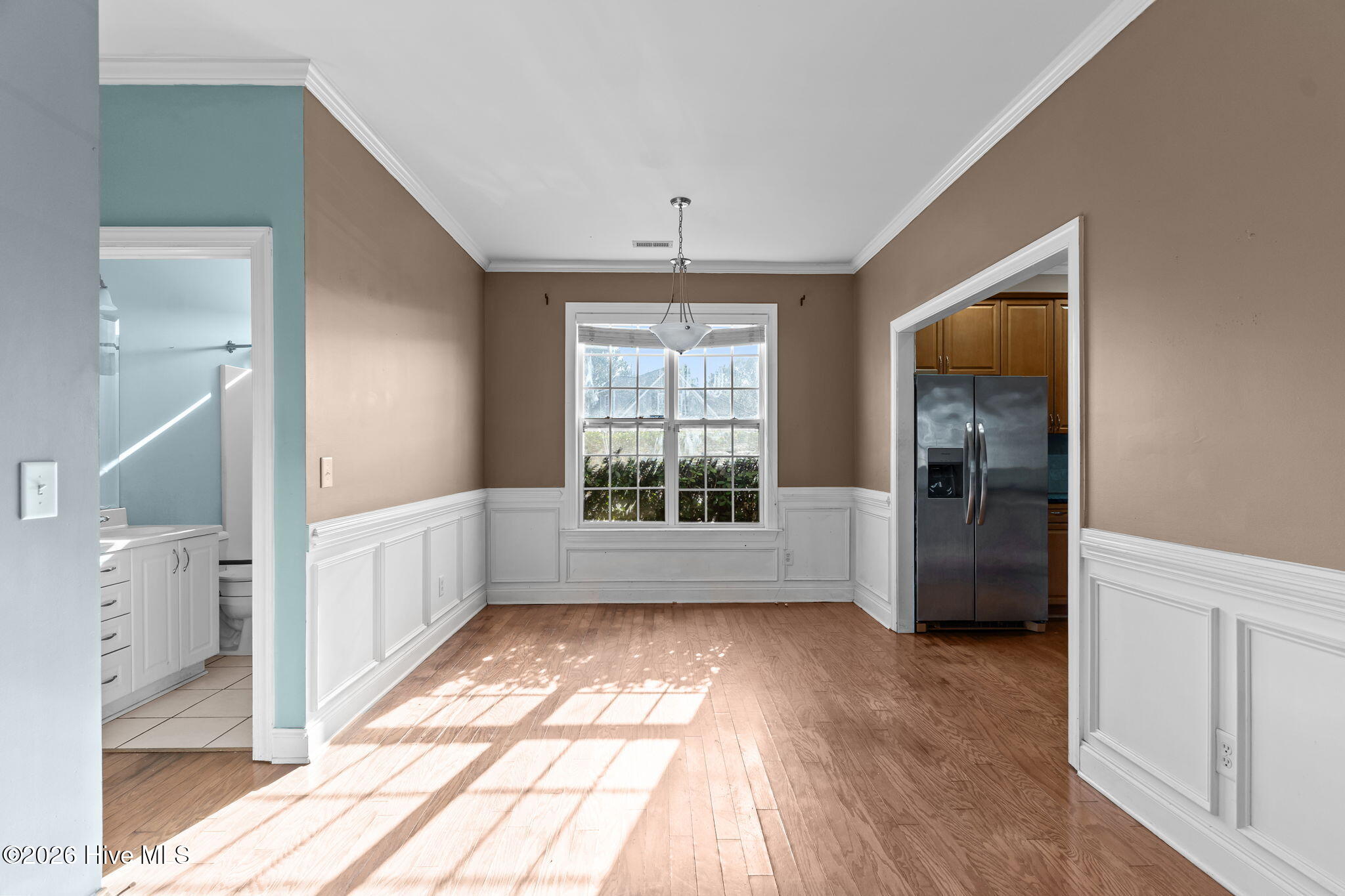 100542717 | Photo 10