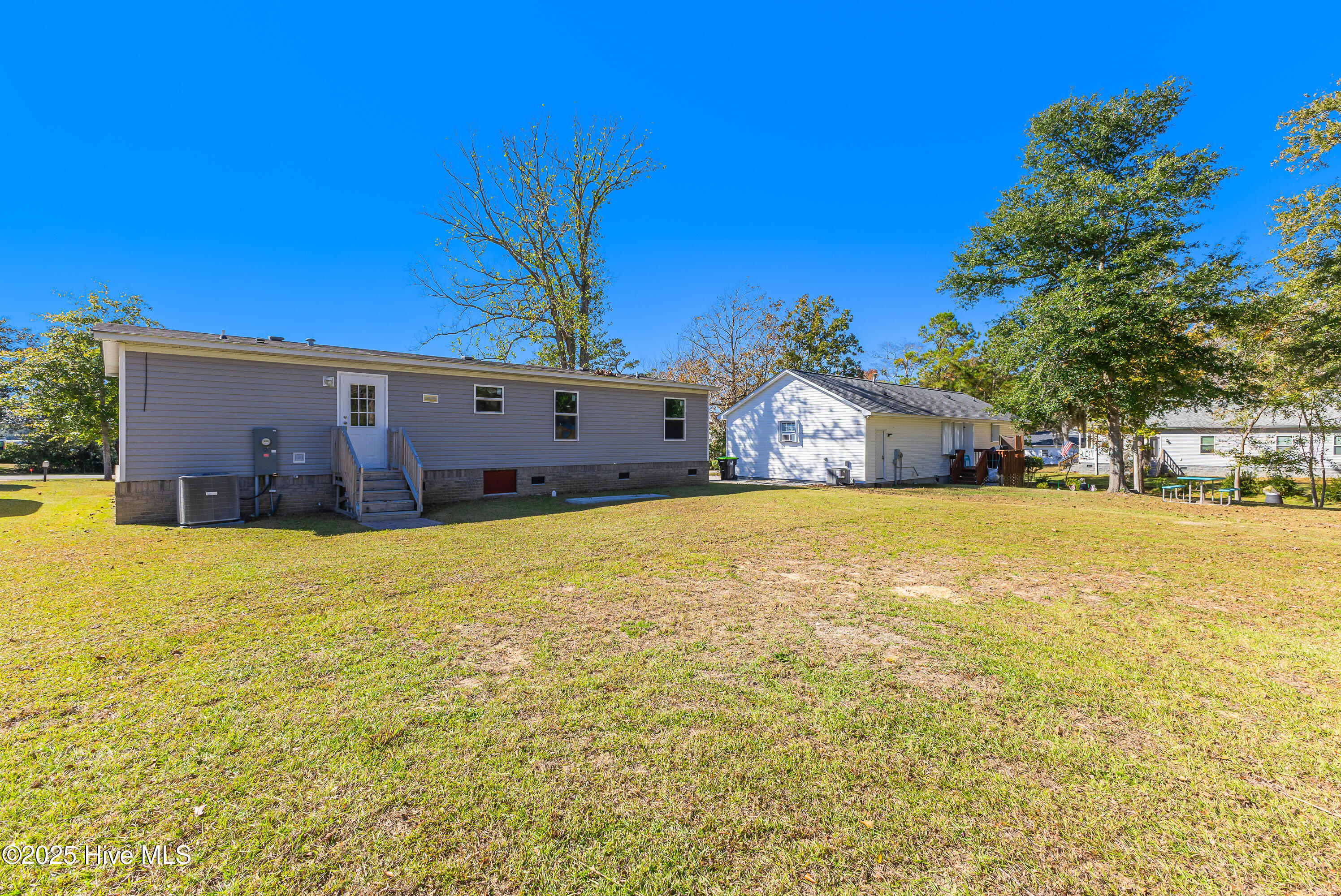 100541007 | Photo 31