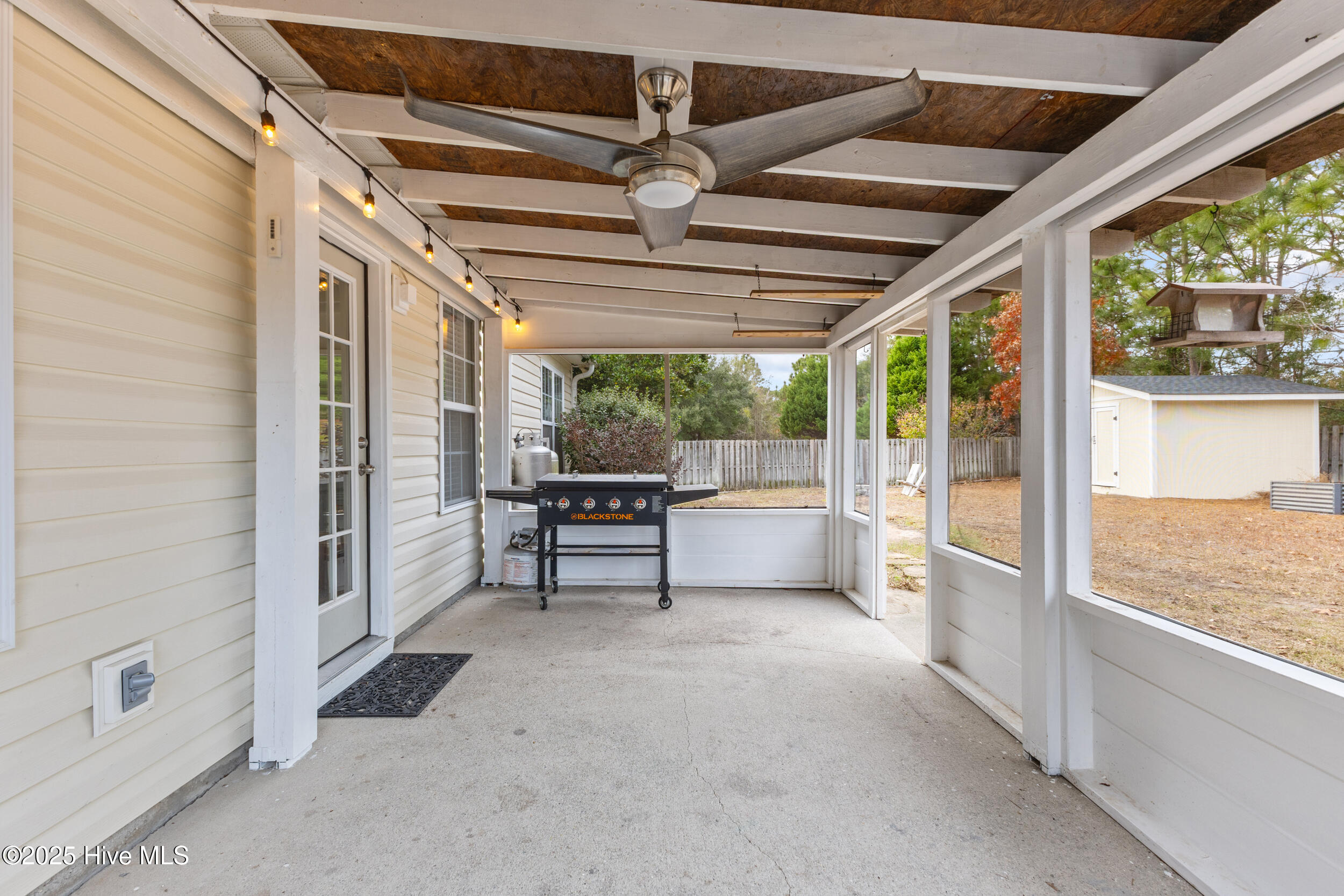 100539988 | Photo 30