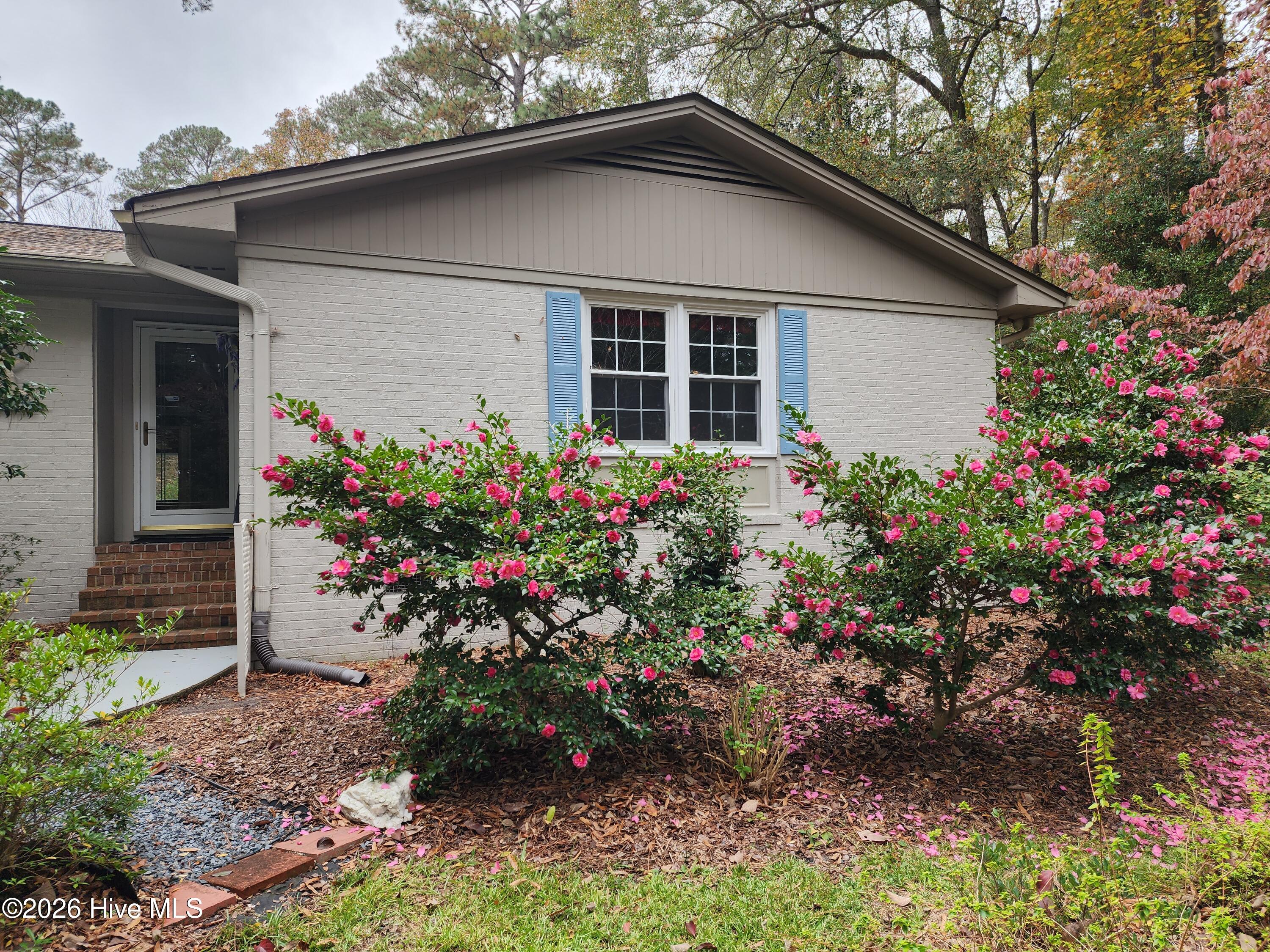 Homes for sale in Whispering Pines, NC | 107 S Lakeshore Dr, Whispering Pines, NC 28327 | MLS# 100579374