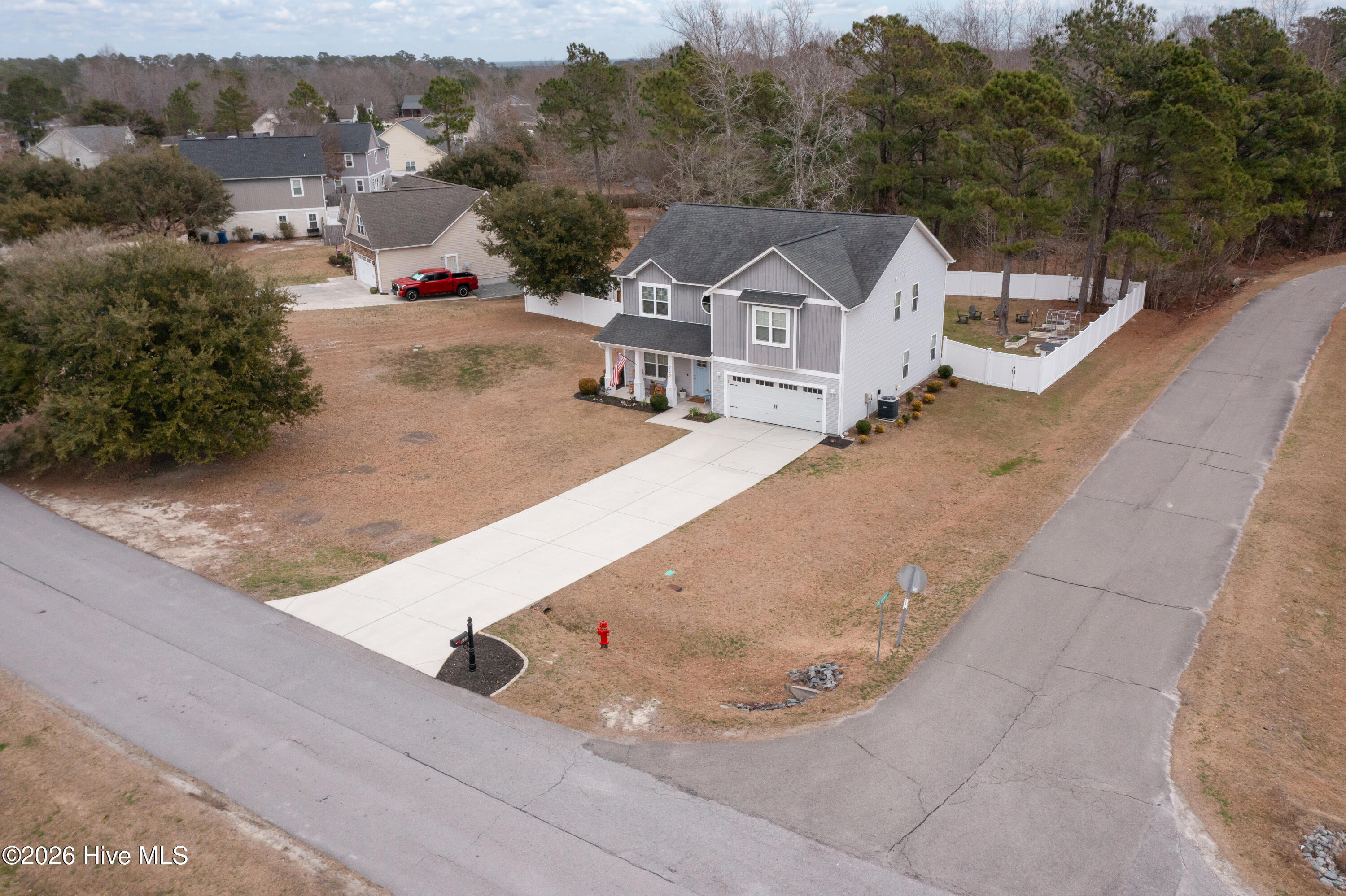 100558497 | Photo 57