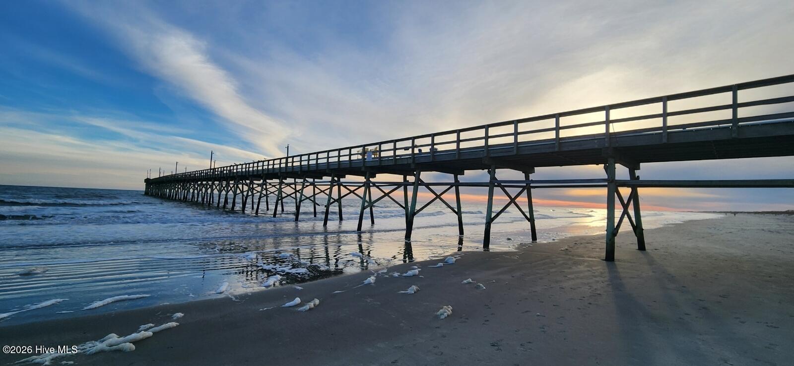 100566153 | Photo 59