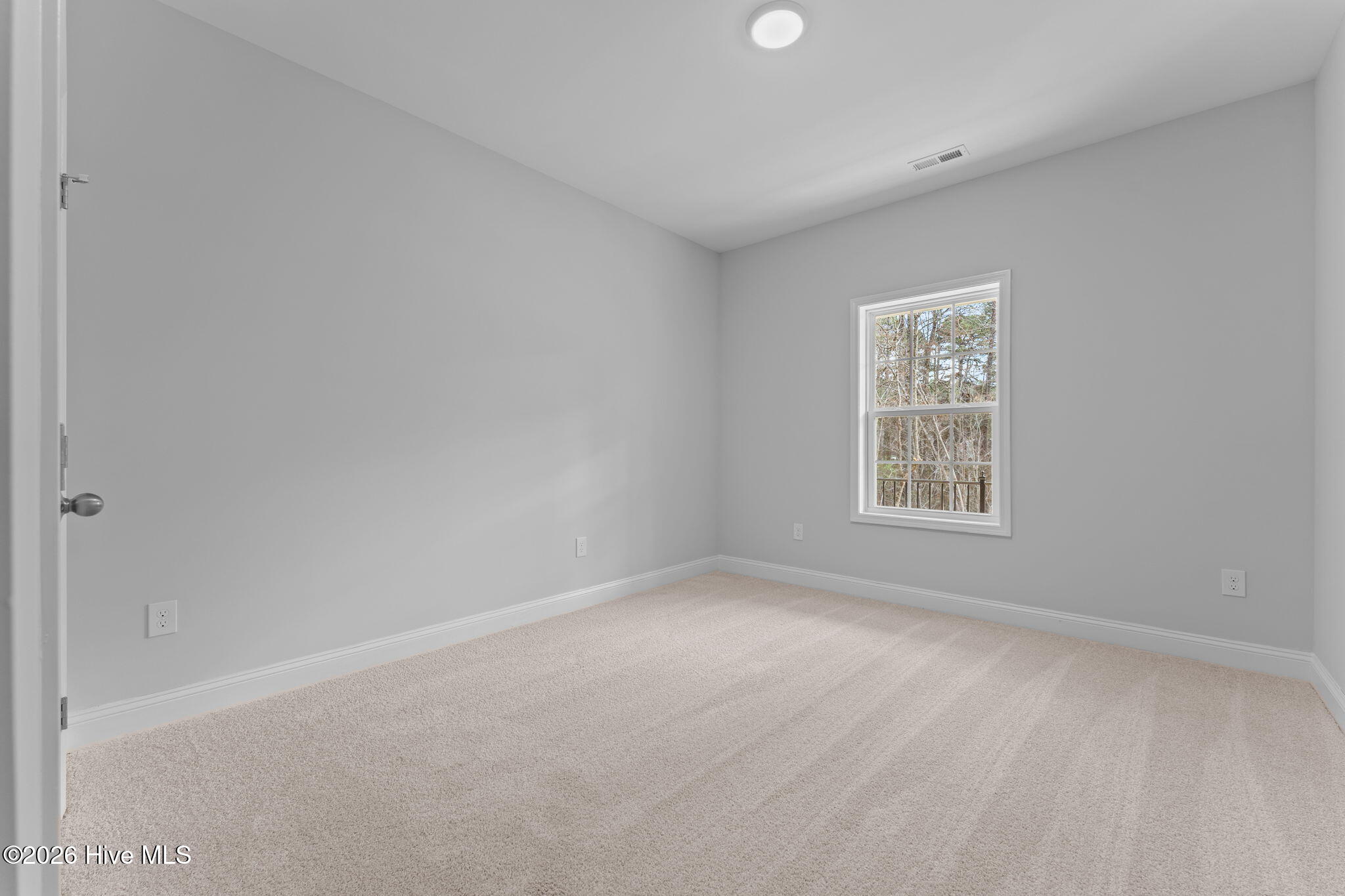 180 Longleaf Drive
