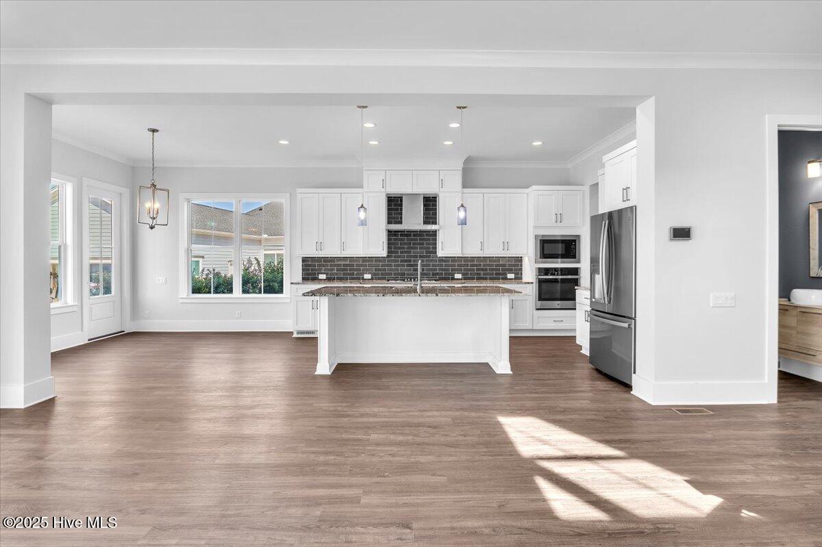 100495724 | Photo 25