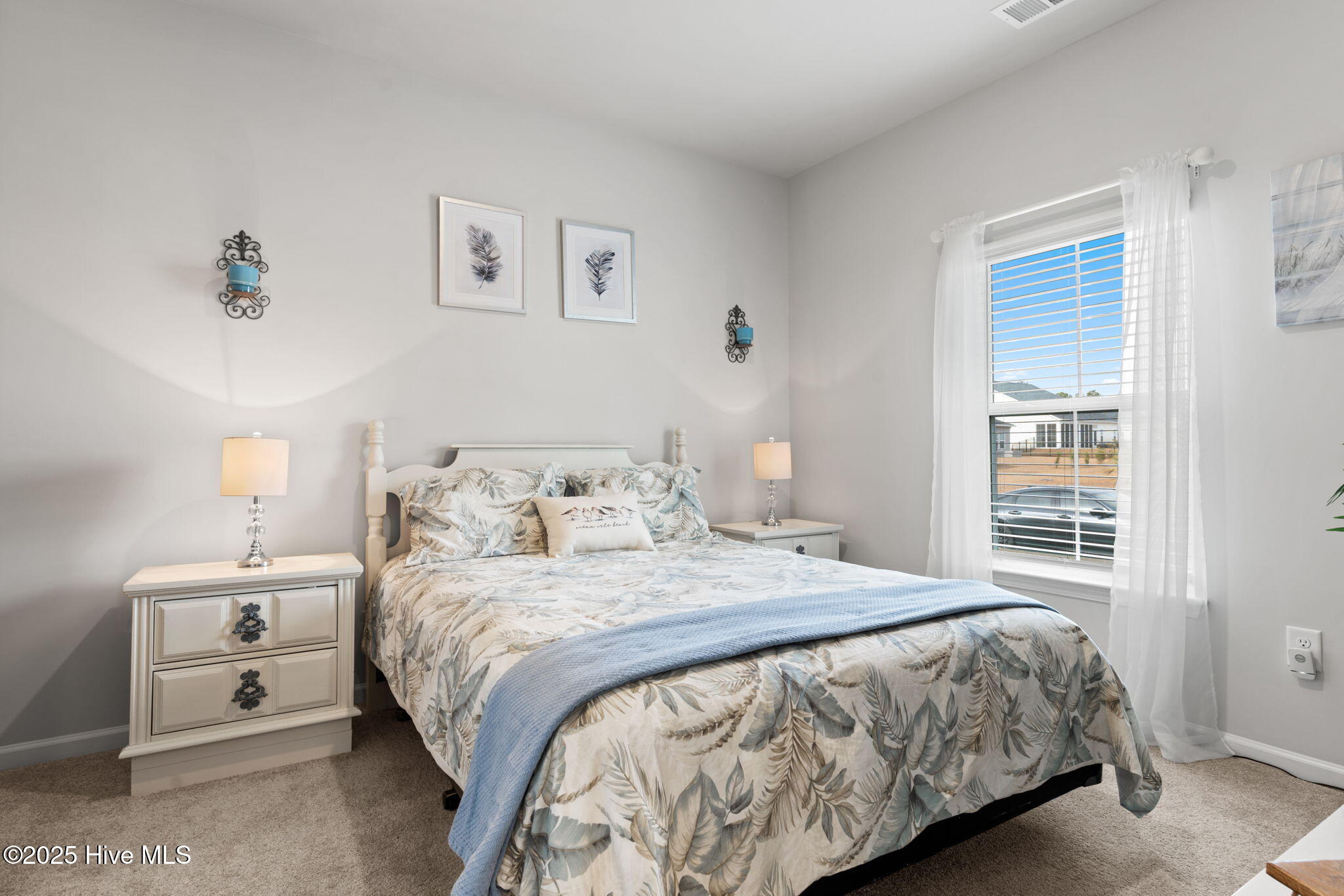 100545936 | Photo 24