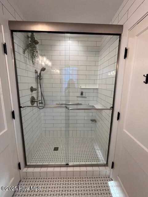 100544999 | Photo 30