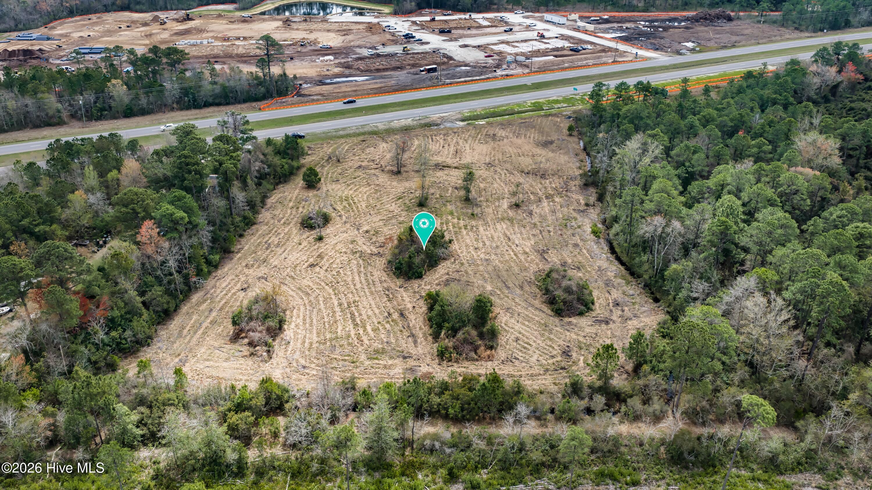 100563897 | Photo 13