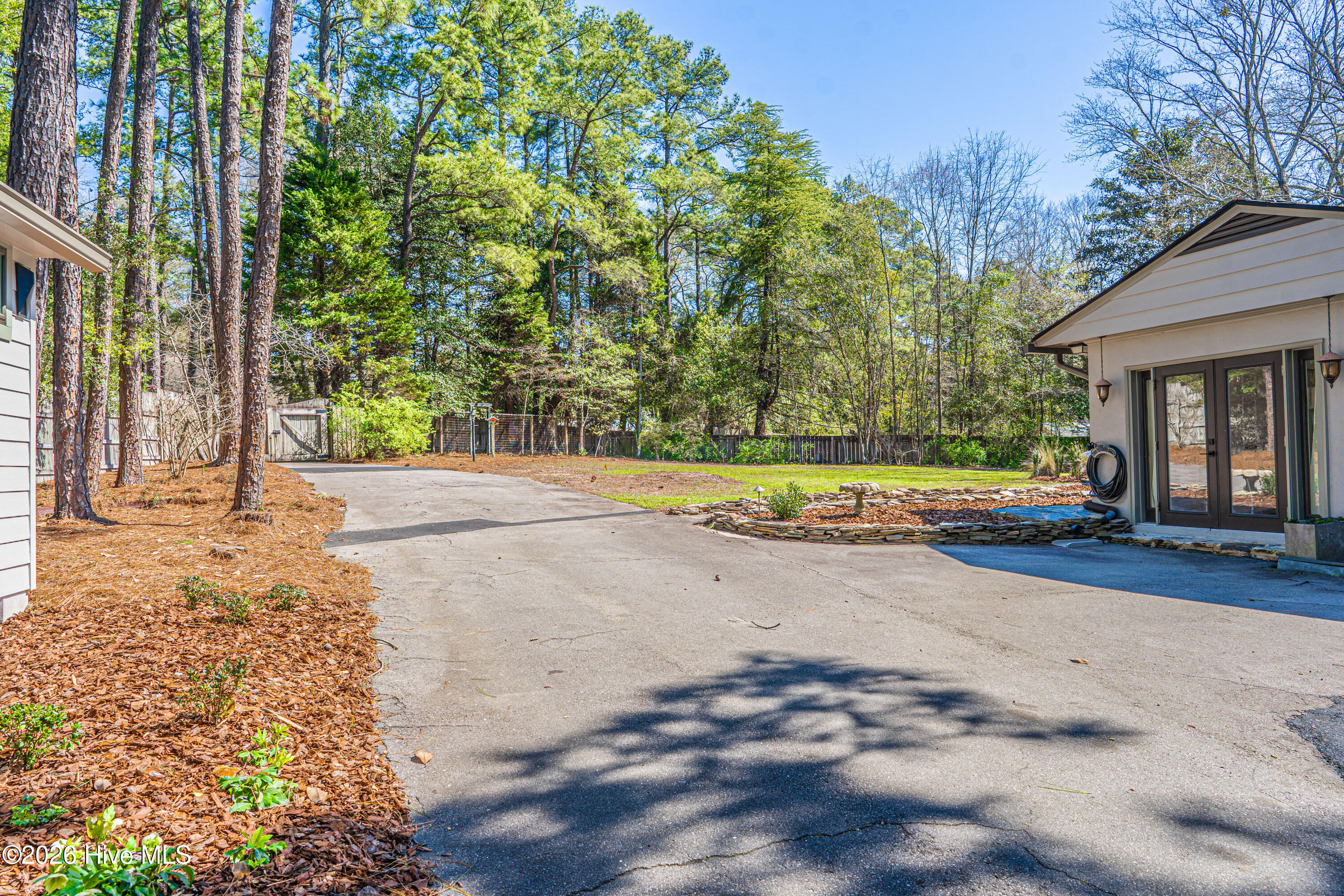 250 Country Club Circle