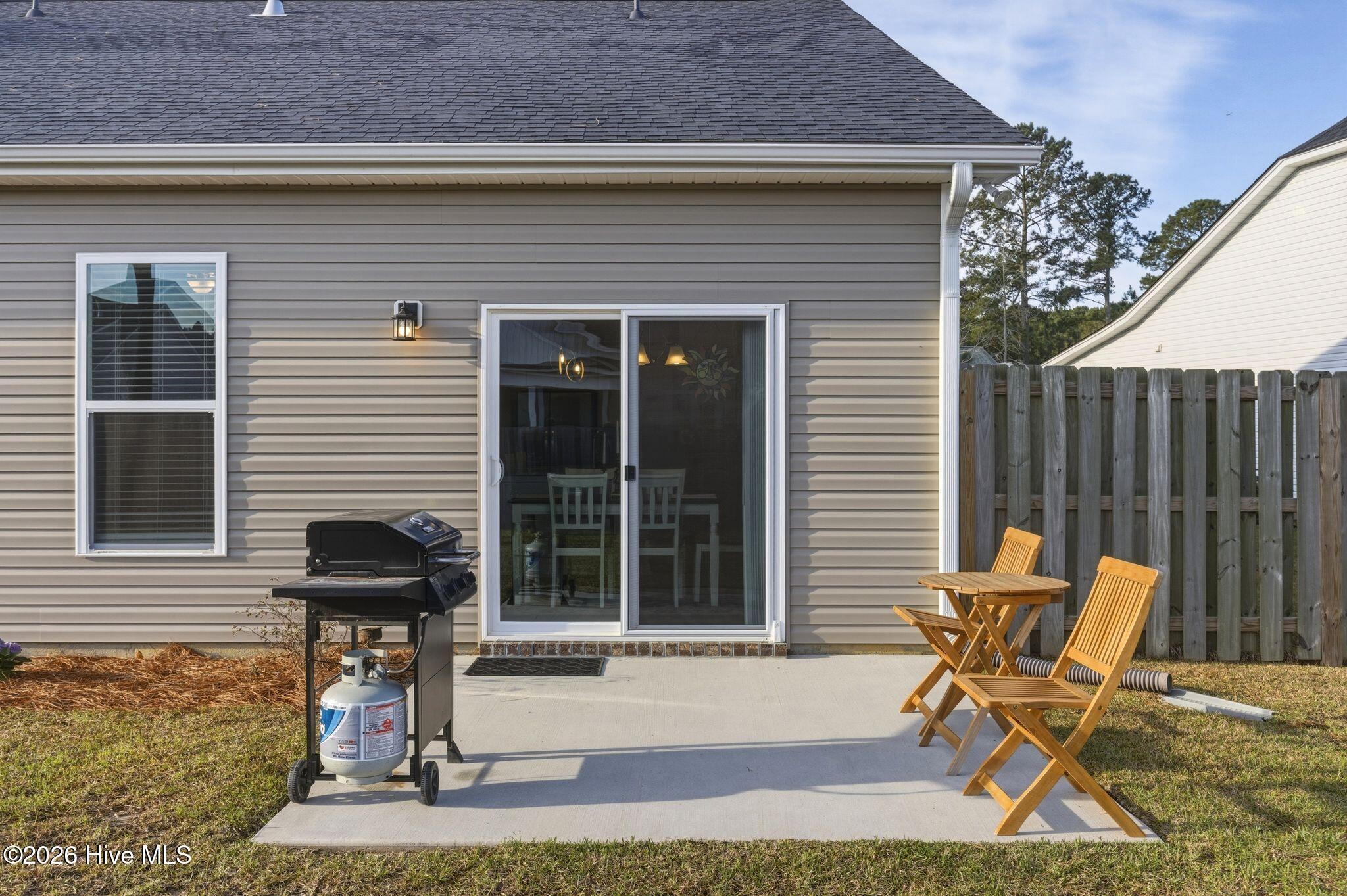 100563254 | Photo 57