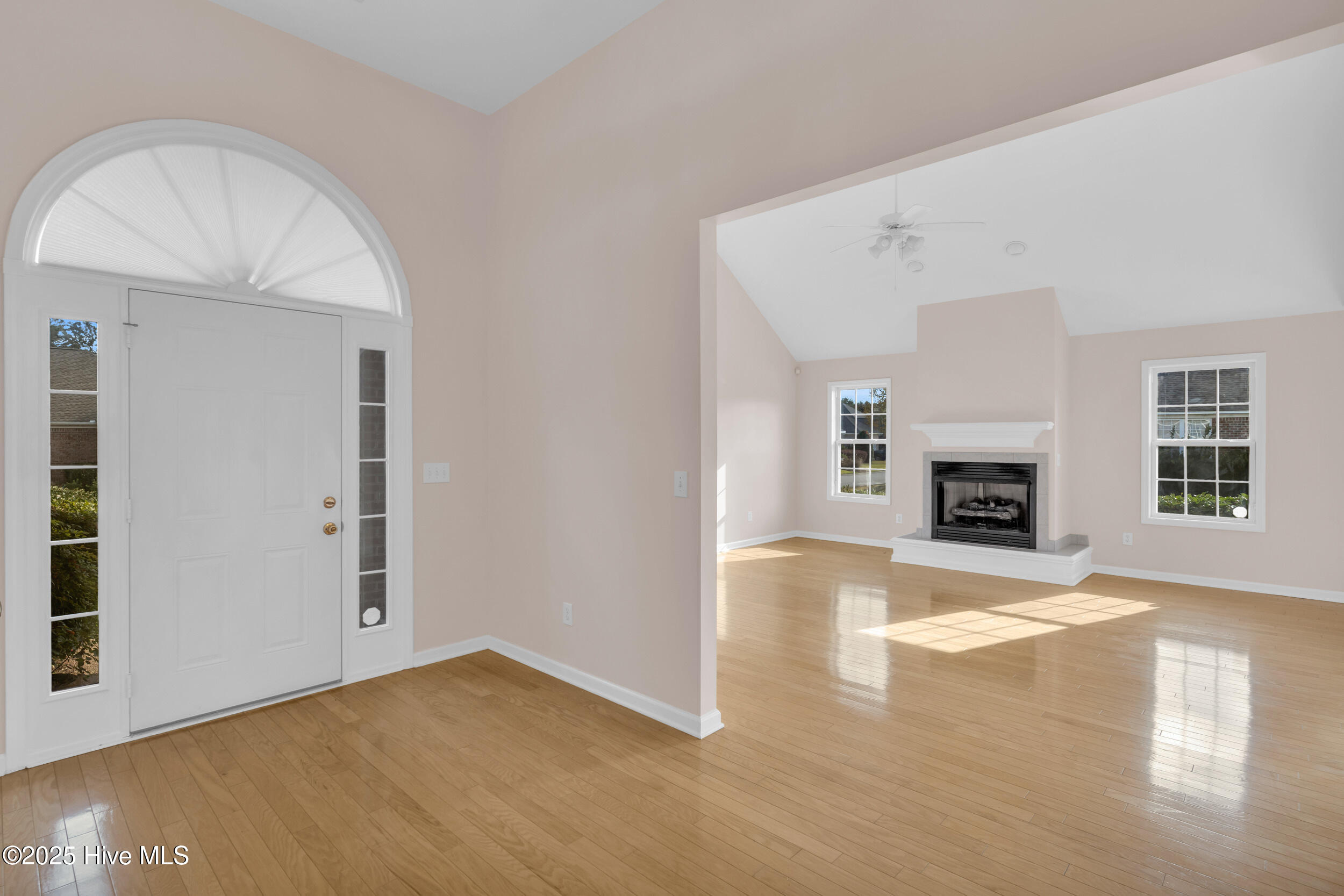 100540480 | Photo 12