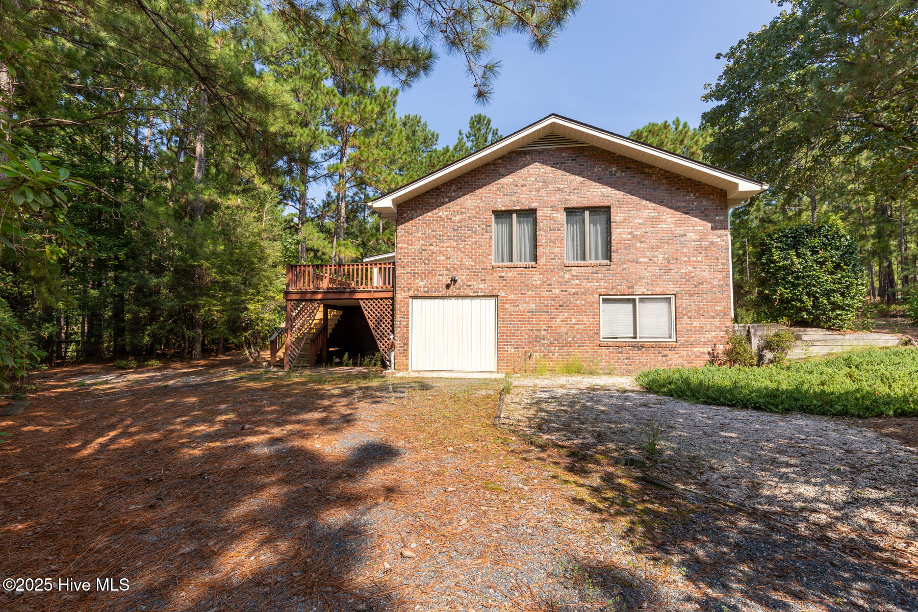 Homes for sale in West End, NC | 241 Firetree Ln, West End, NC 27376 | MLS# 100526114