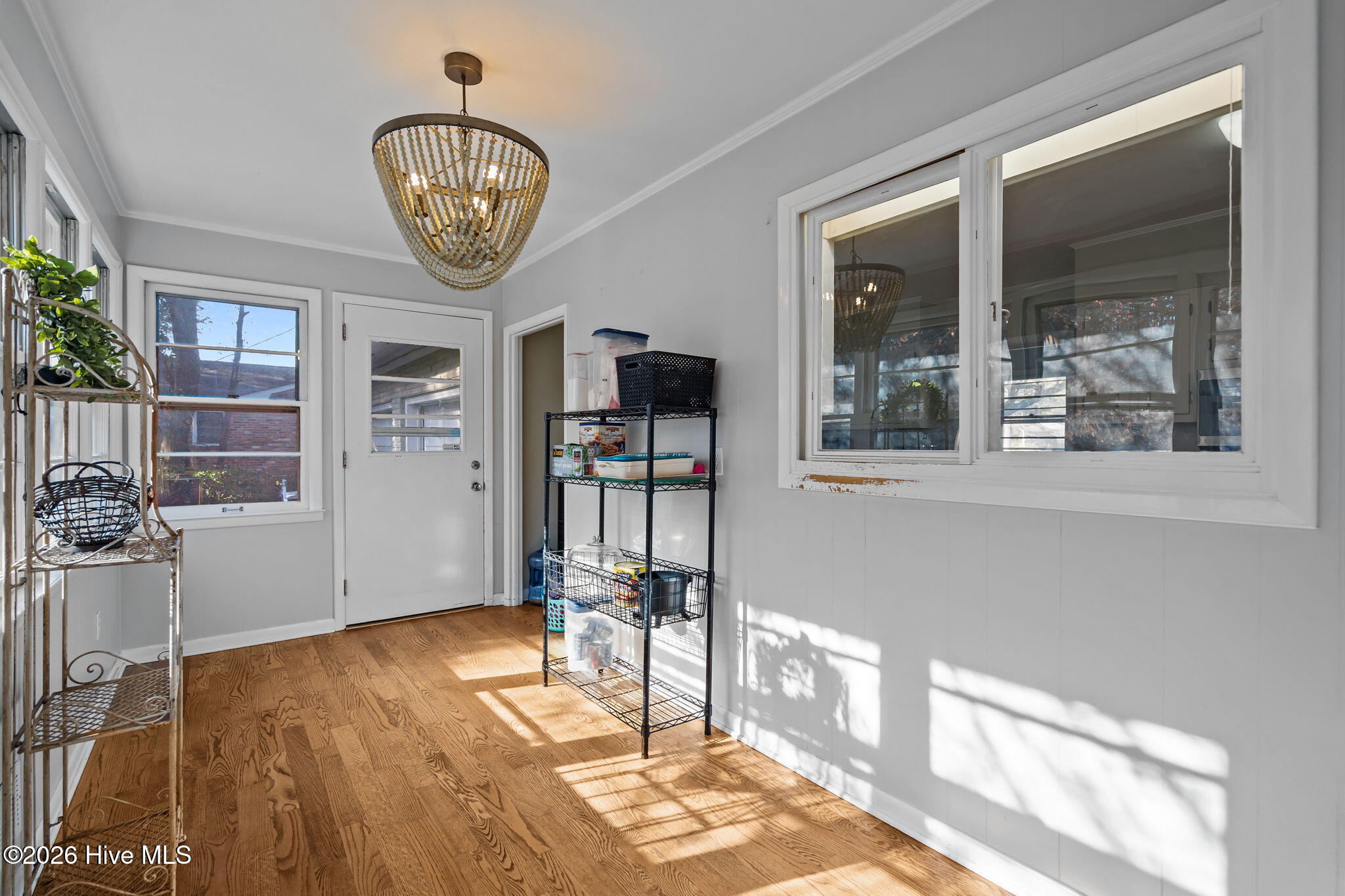 100525803 | Photo 37