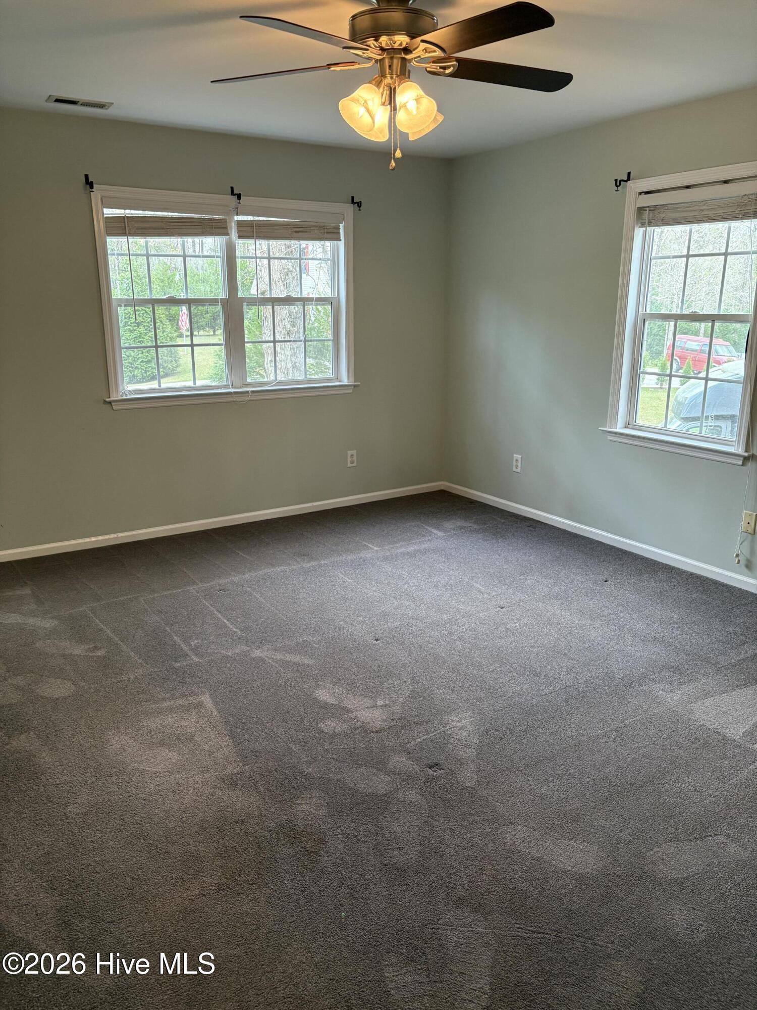 100562372 | Photo 17