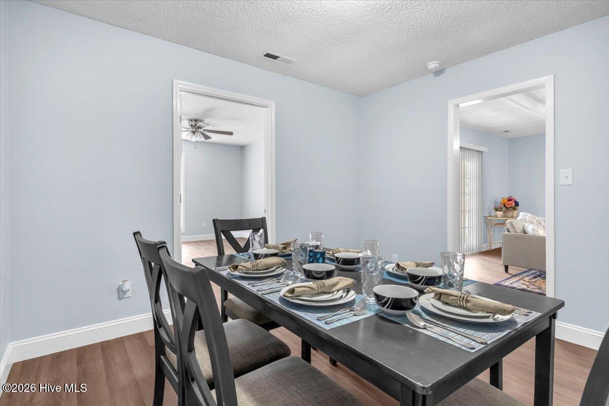 100555805 | Photo 15