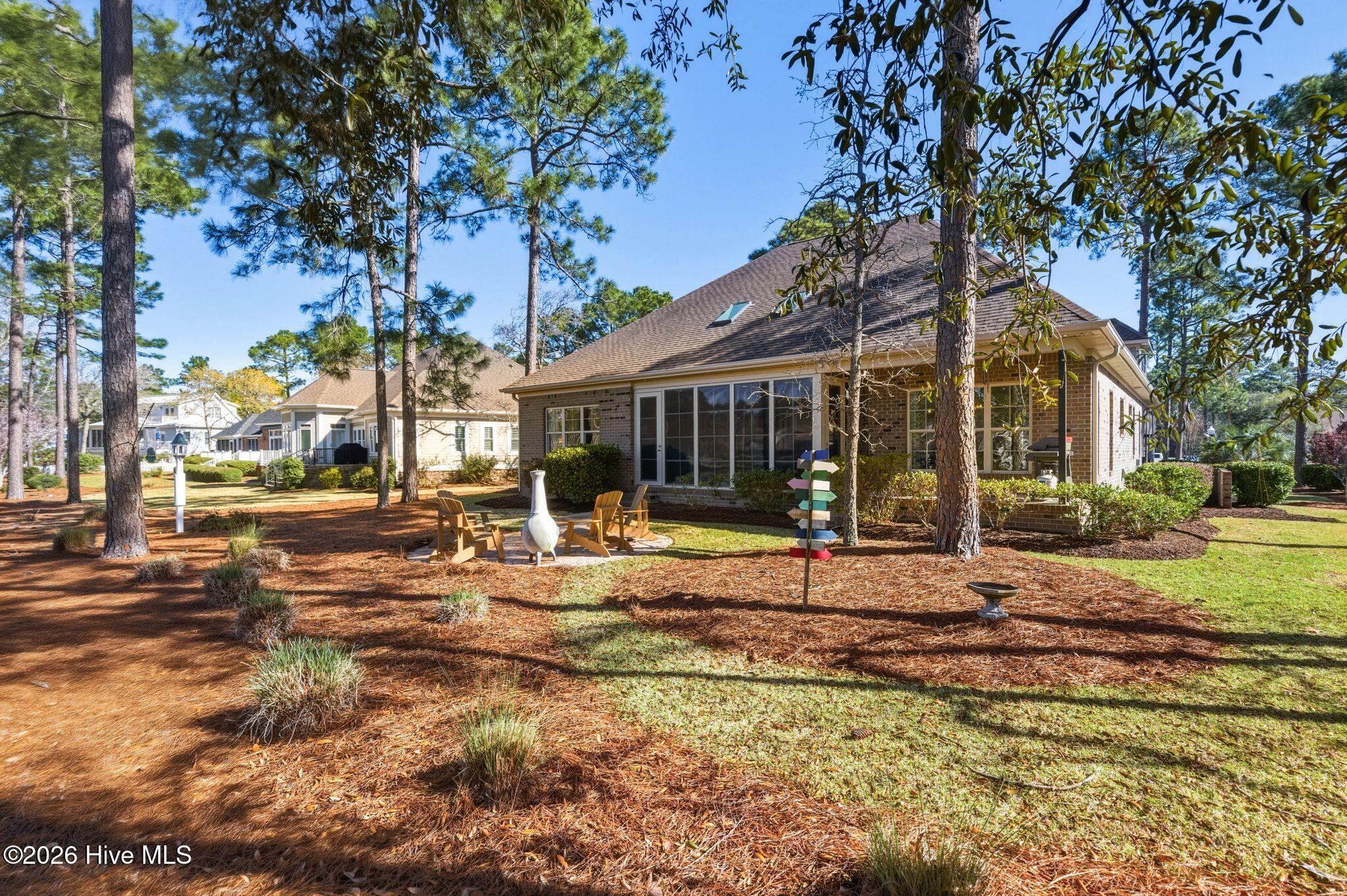 100564432 | Photo 91