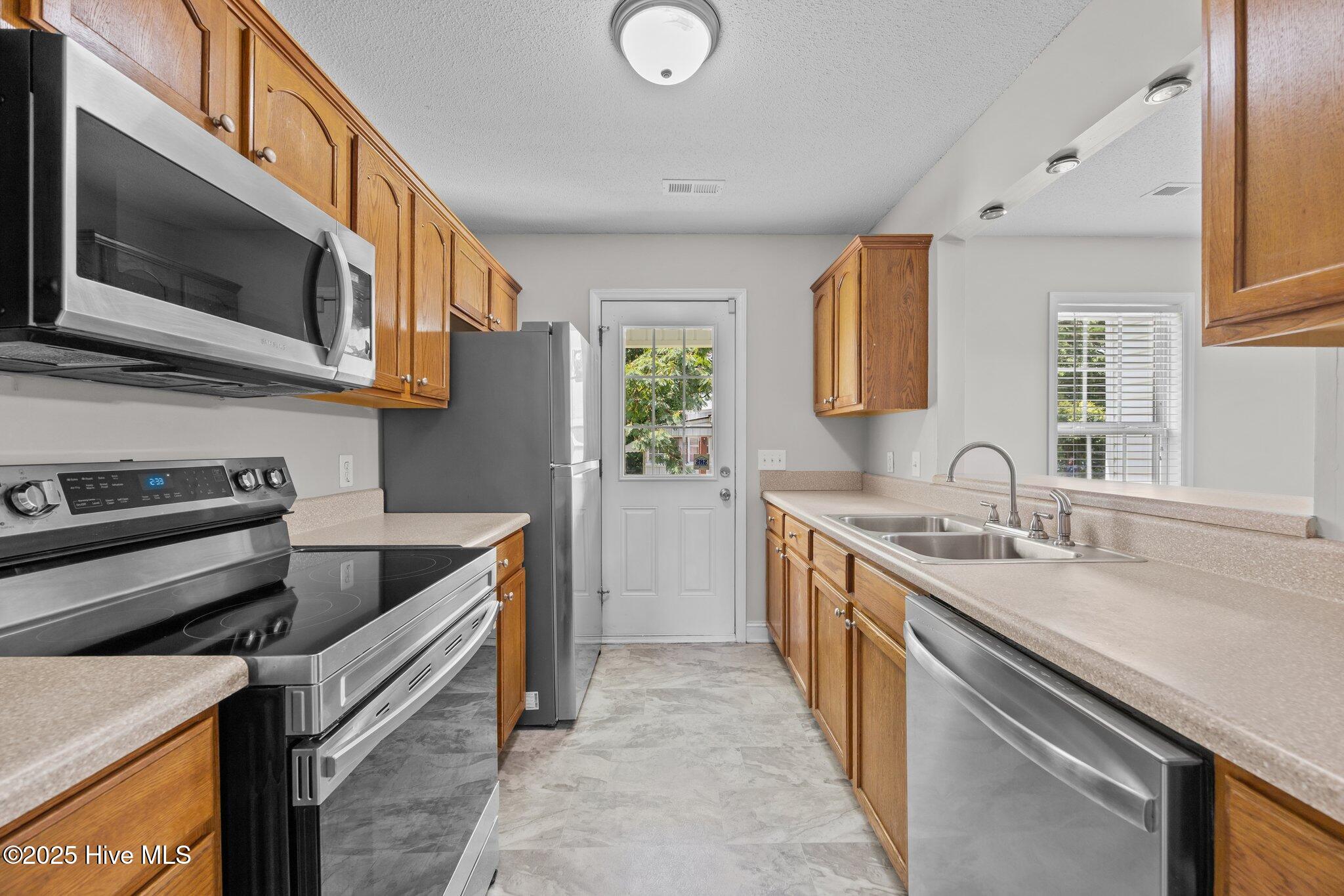 Homes for sale in Greenville, NC | 1207 Davenport St, Greenville, NC 27834 | MLS# 100552619