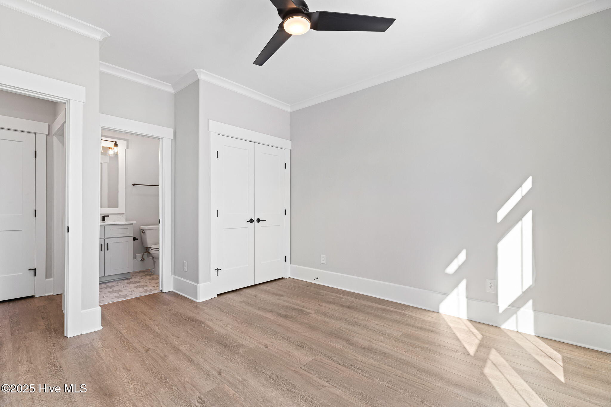 100522532 | Photo 41