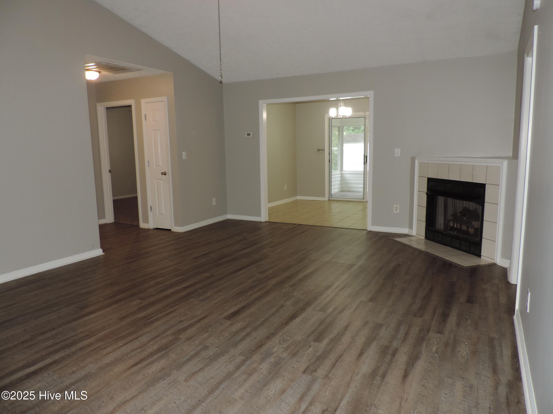 5801 County Line Road,New Bern