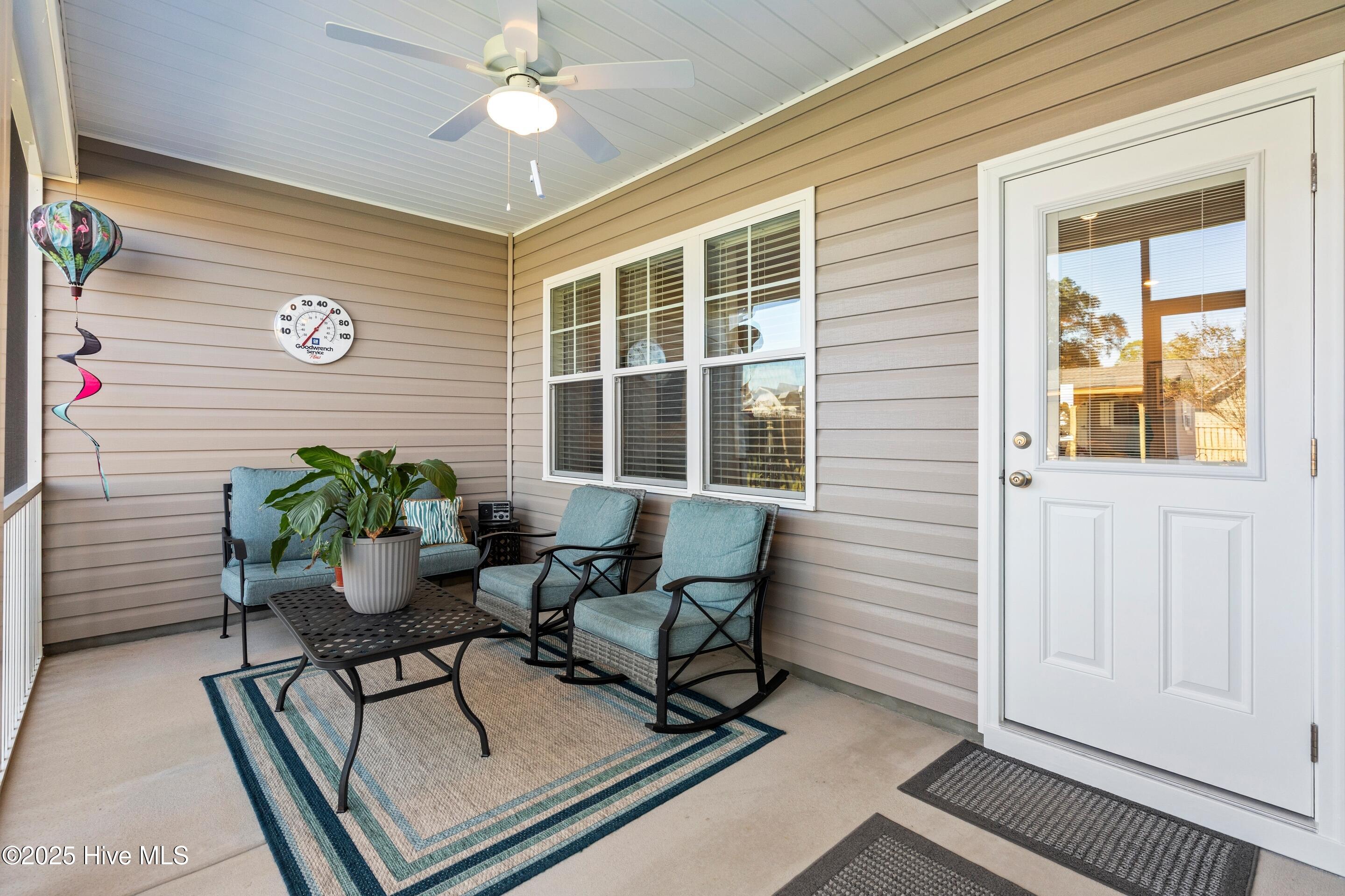 100538815 | Photo 55