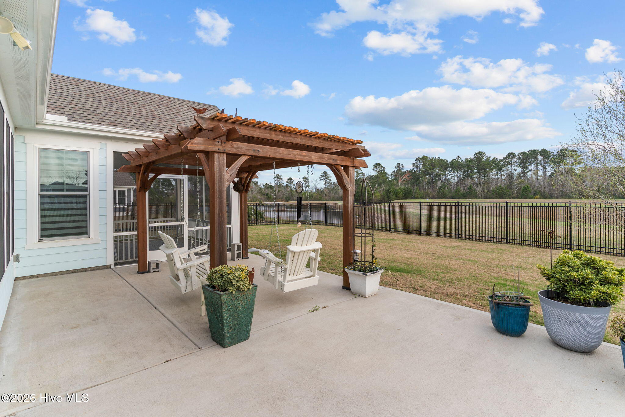 100559124 | Photo 41