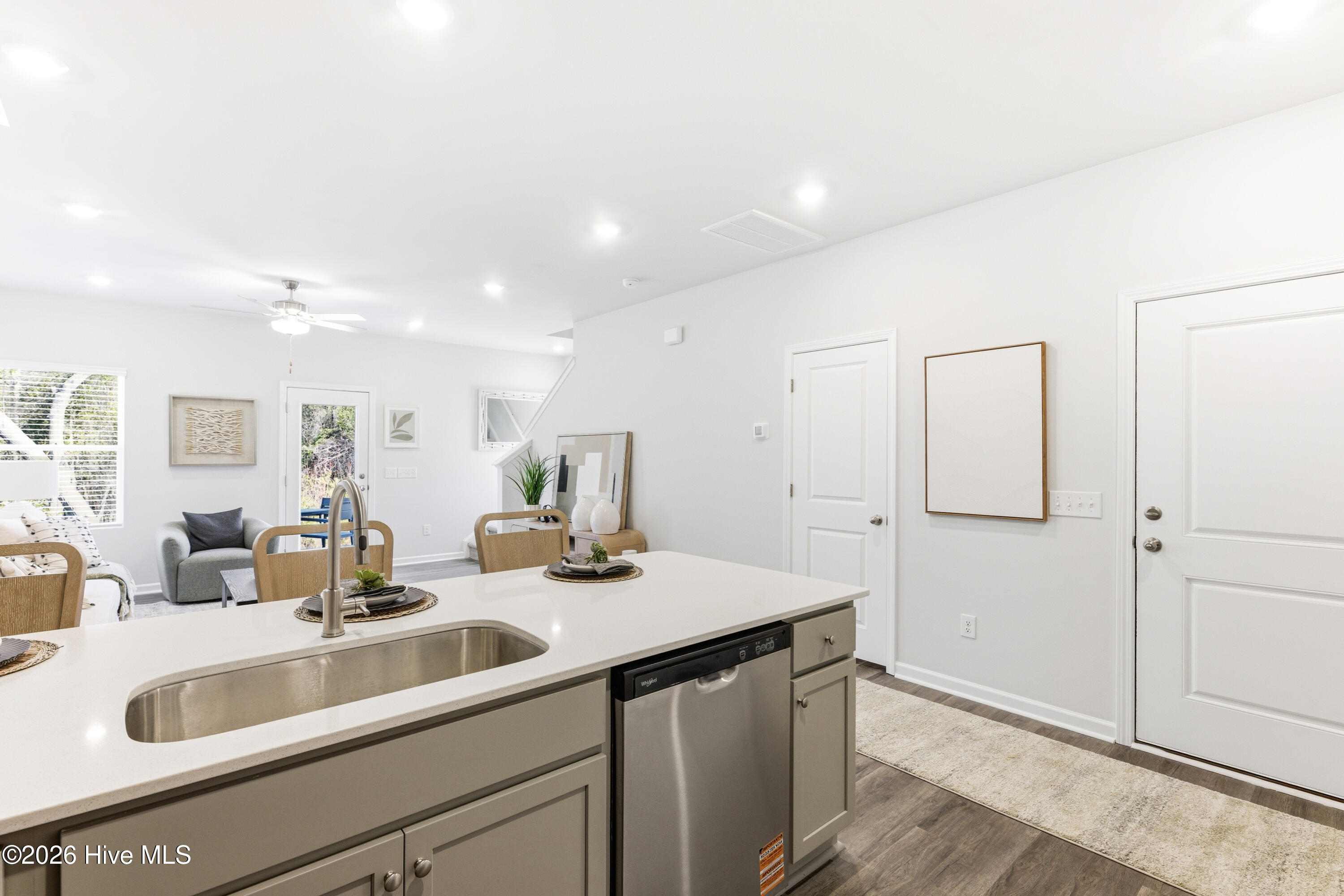 Photo 3 of Townhouse for sale at 615 Sandy Holw Dr, Jacksonville, NC 28540 | MLS# 100604861 | Listing updated on 2026-09-19