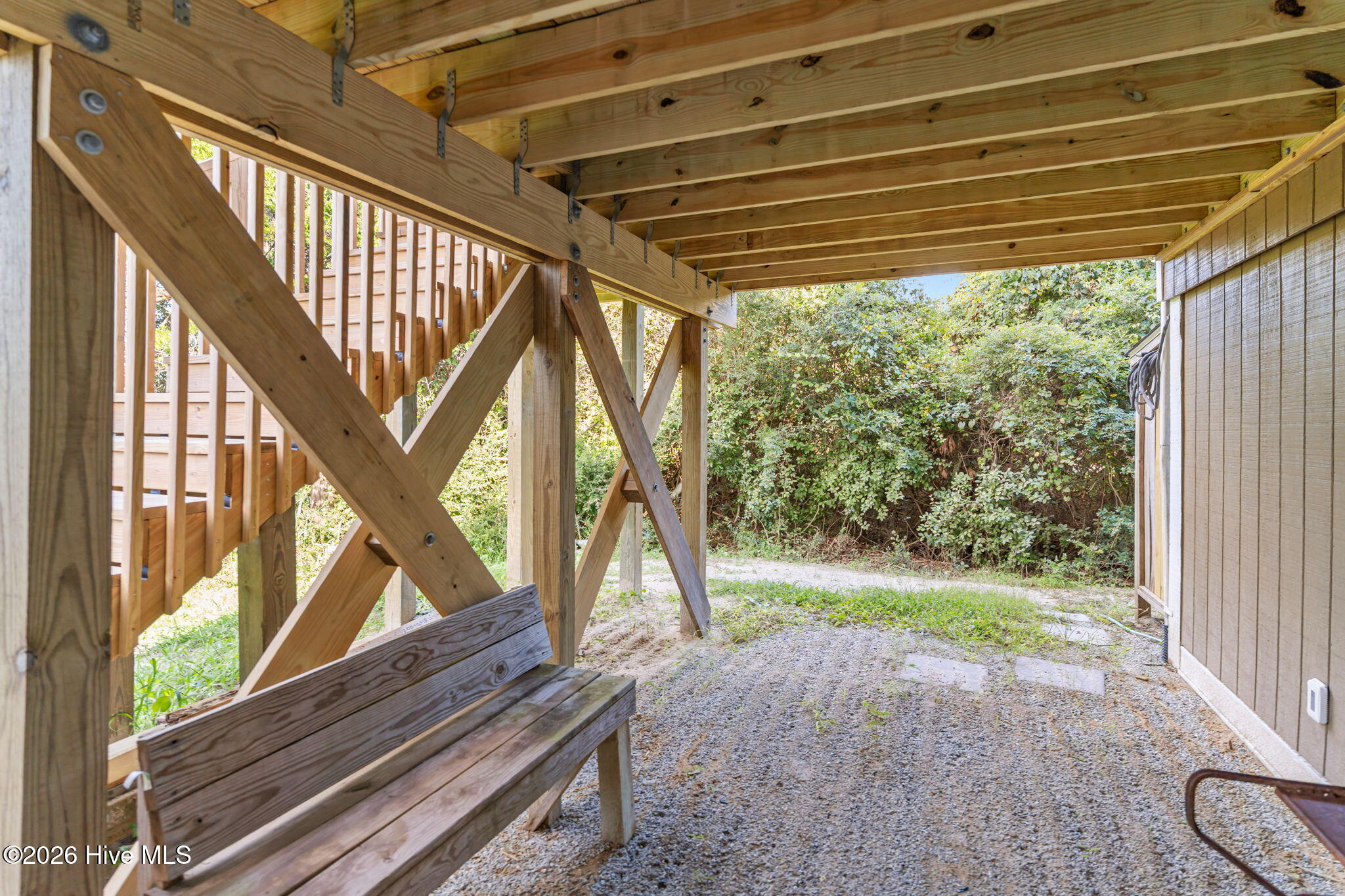 100553144 | Photo 11