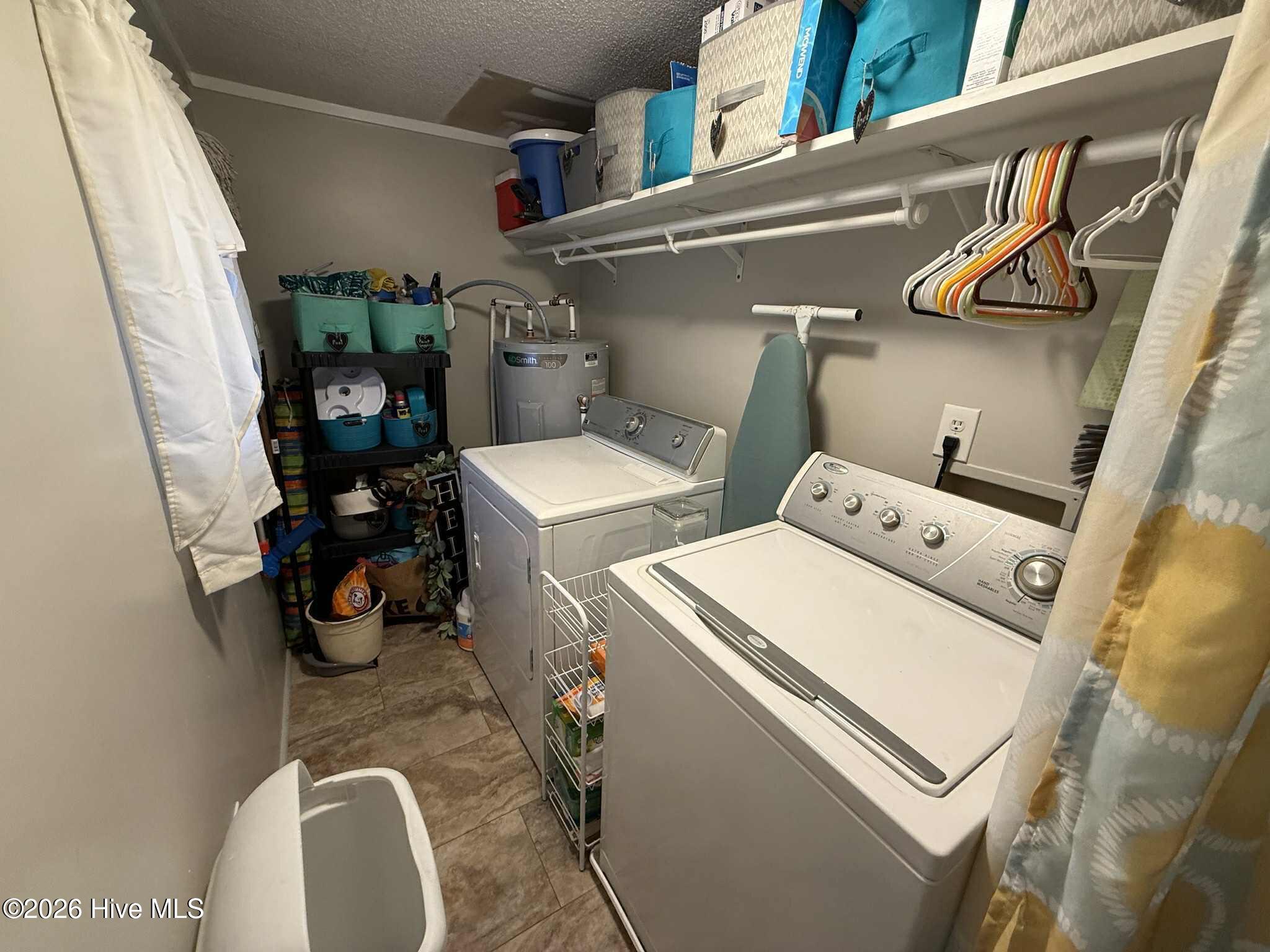 100549853 | Photo 14