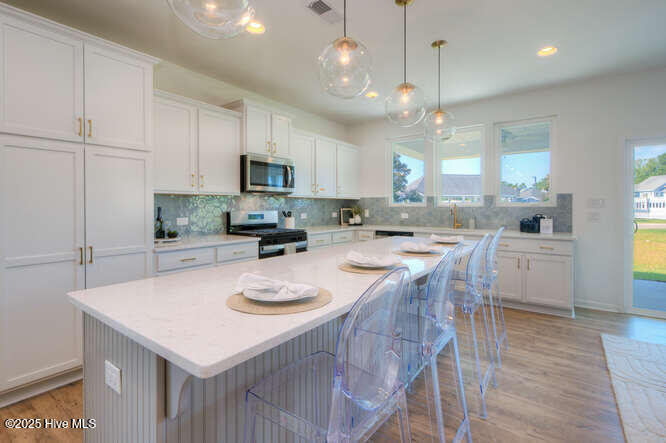 DSC 2344 5 6 Enhancer-014-009-666x444