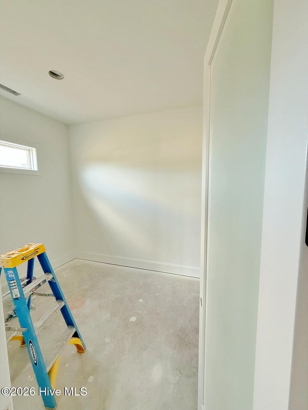 100537475 | Photo 21