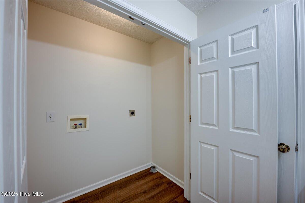 100546036 | Photo 45