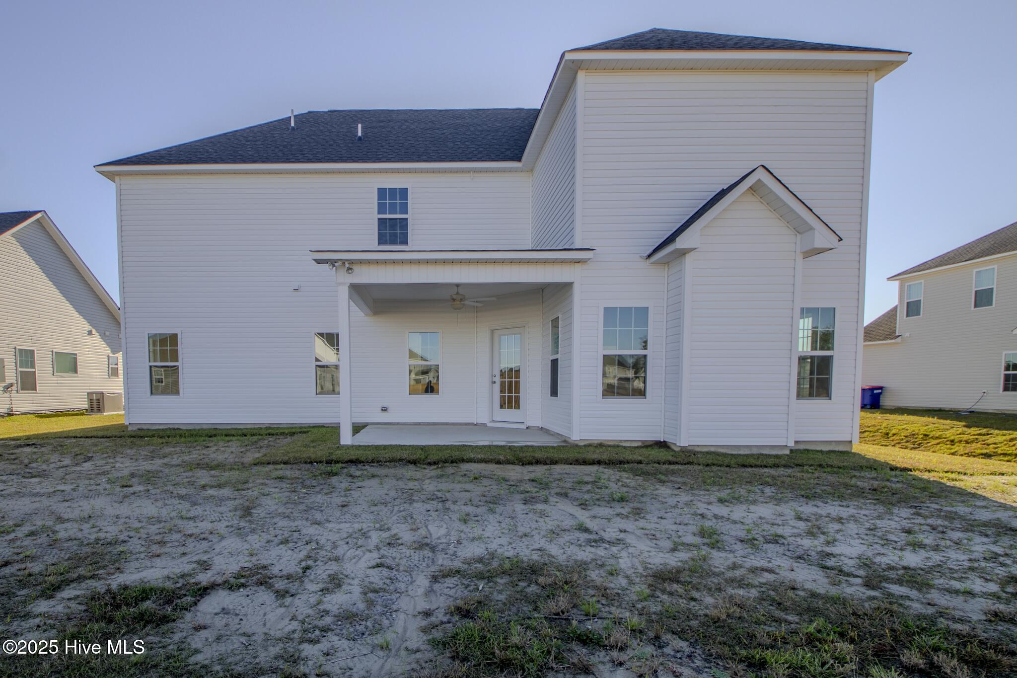 100497417 | Photo 31