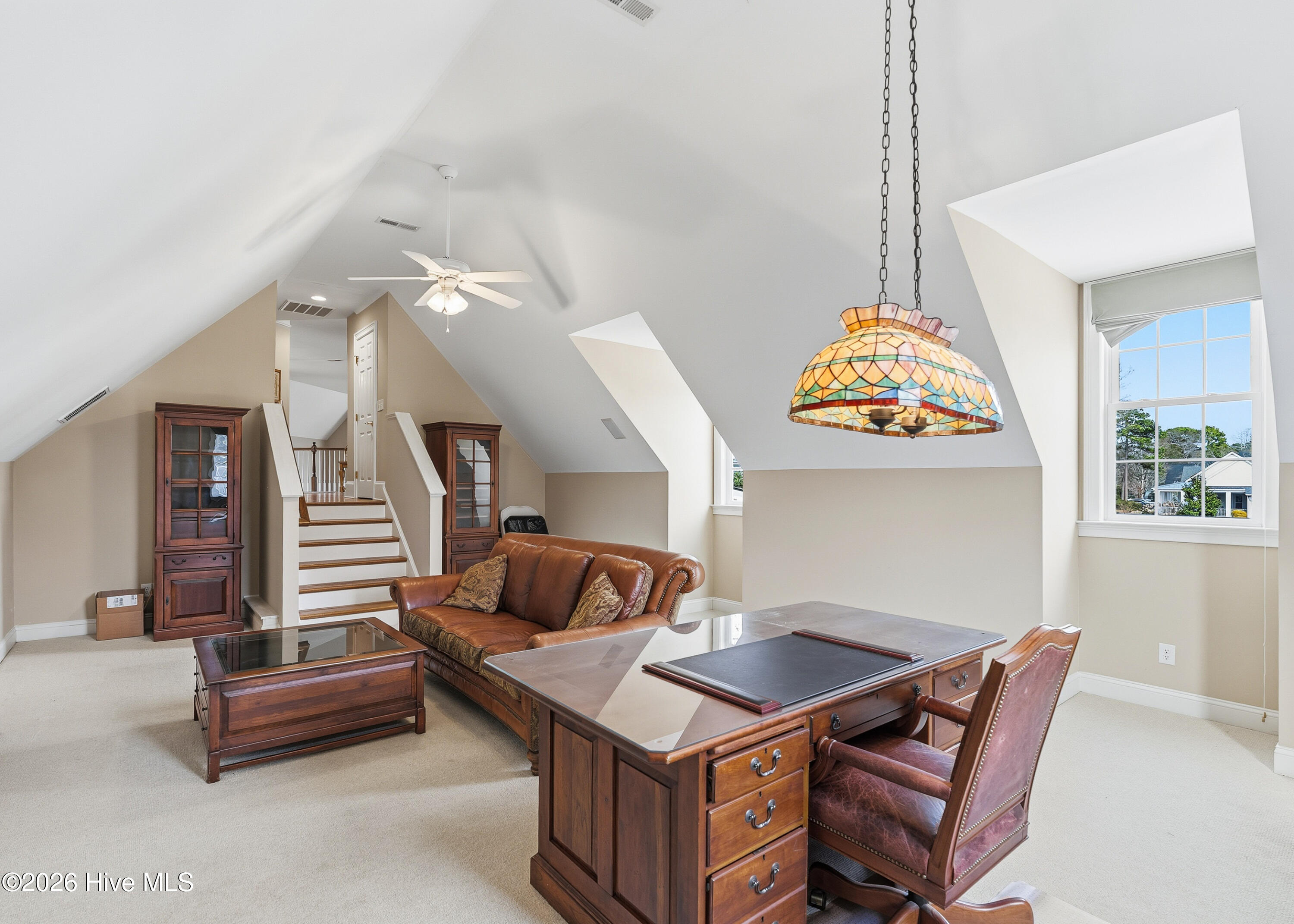 100558531 | Photo 45