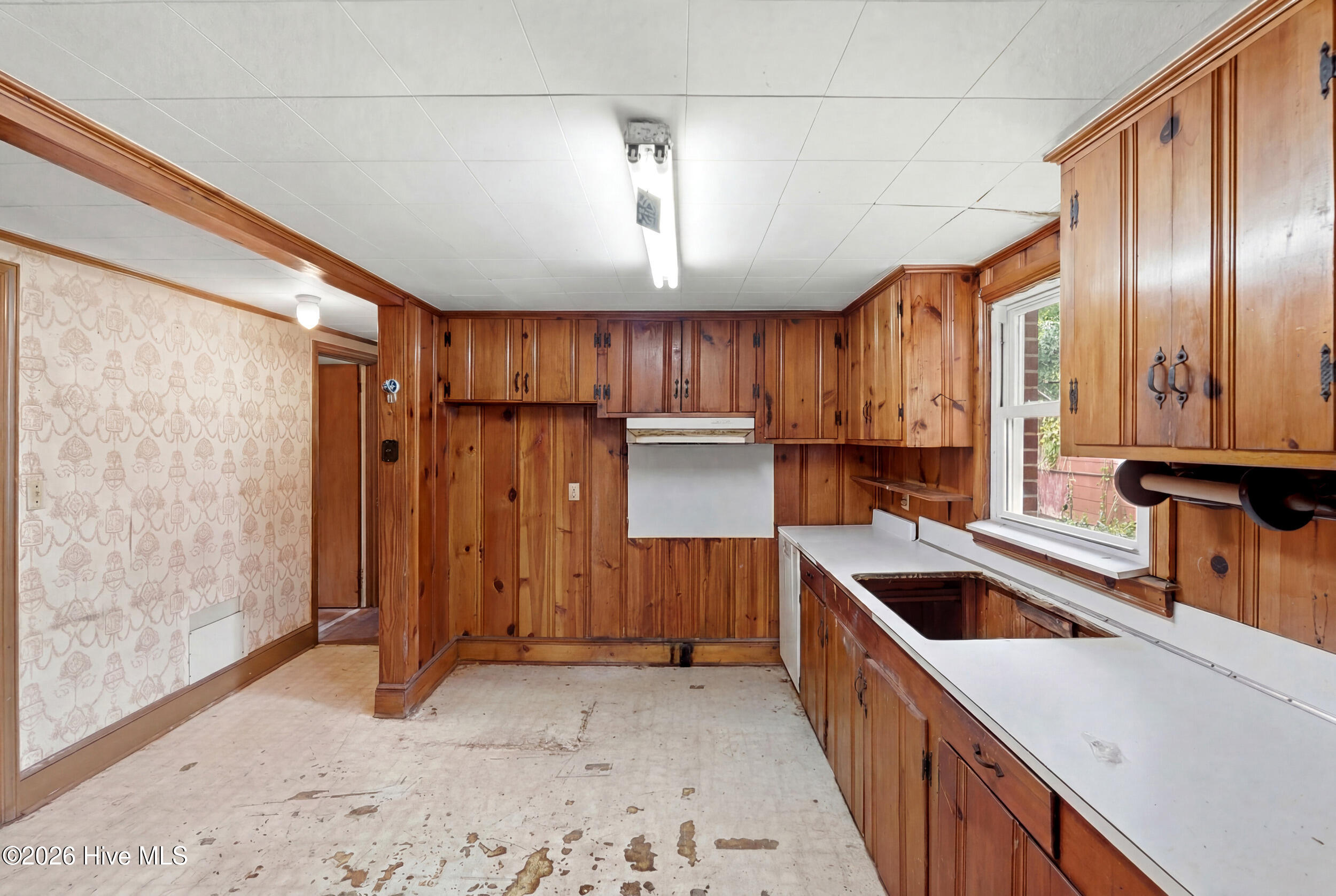343 W Stevens Street, Wallace, NC 28466 – photo 15: 15_kitchen